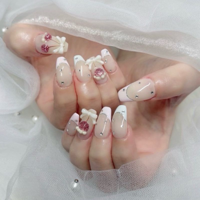 Nails by Akari