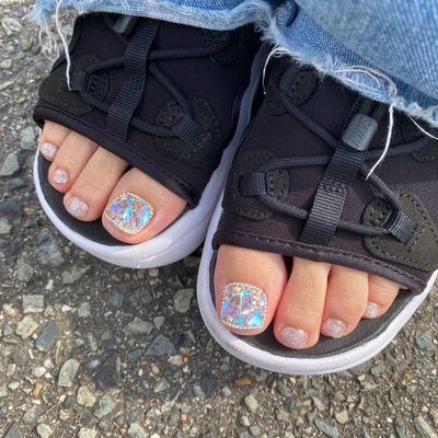 【foot】デザイン 持ち込み相談　施術前のフットバス付🧴🛁