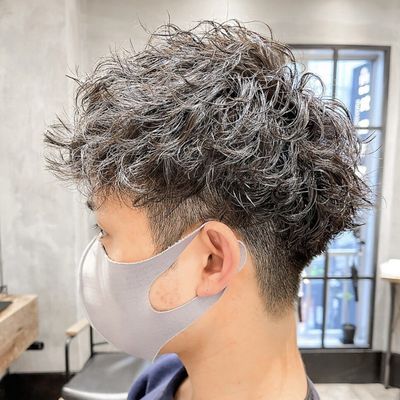 【1日3組限定クーポン】　骨格矯正メンズカット&ツイストスパイラルパーマ&トリ
