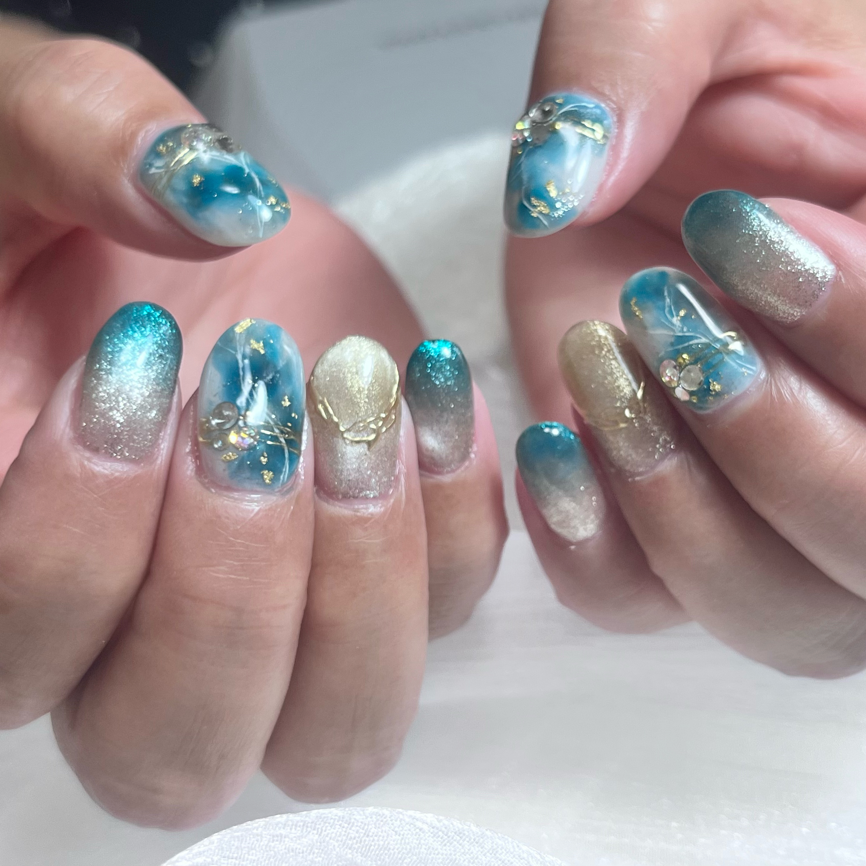 nail.plume