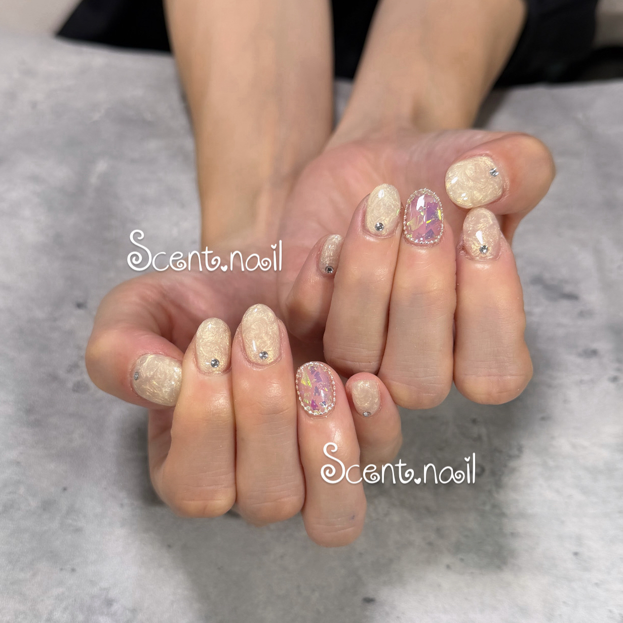 Scent.nail