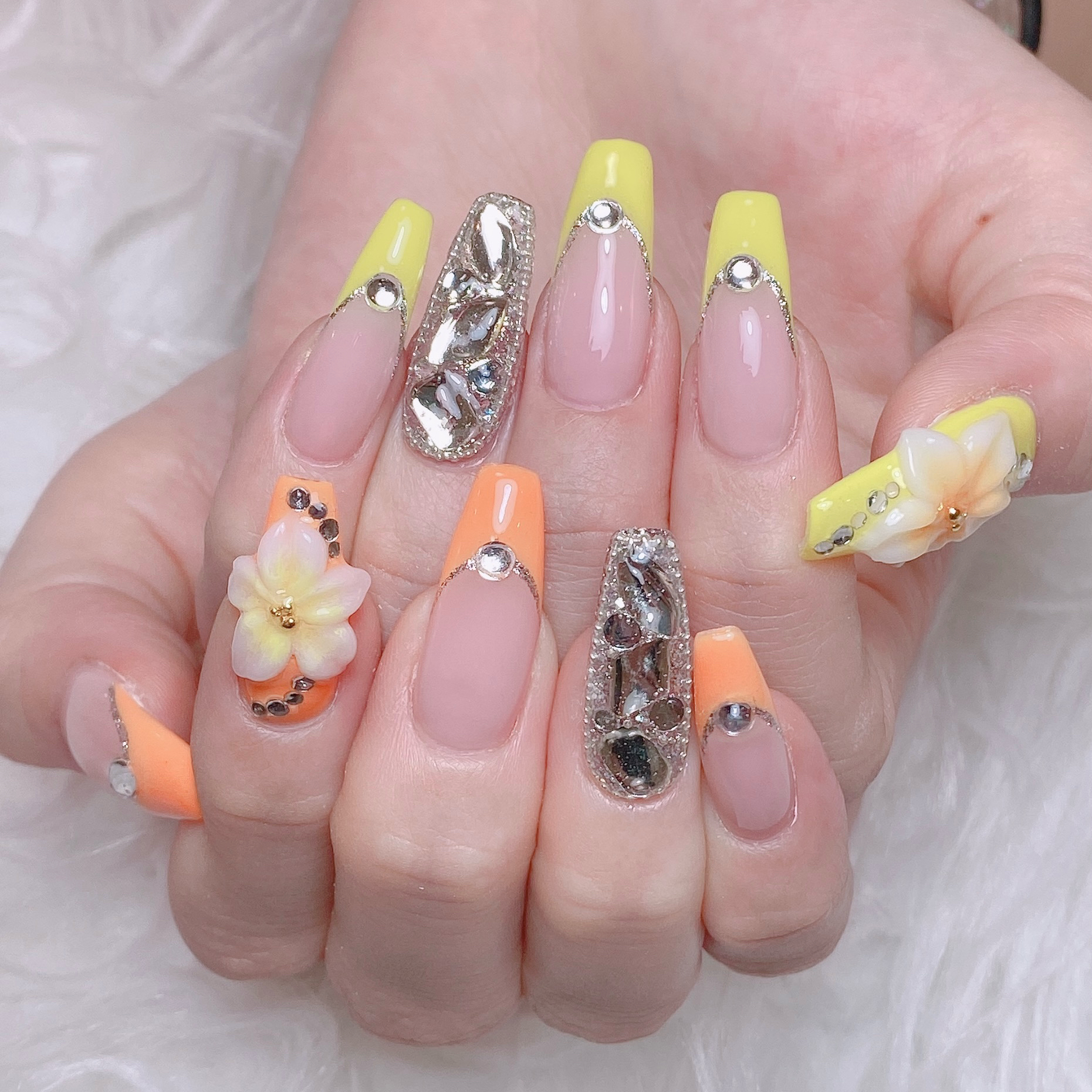 rei_nail1