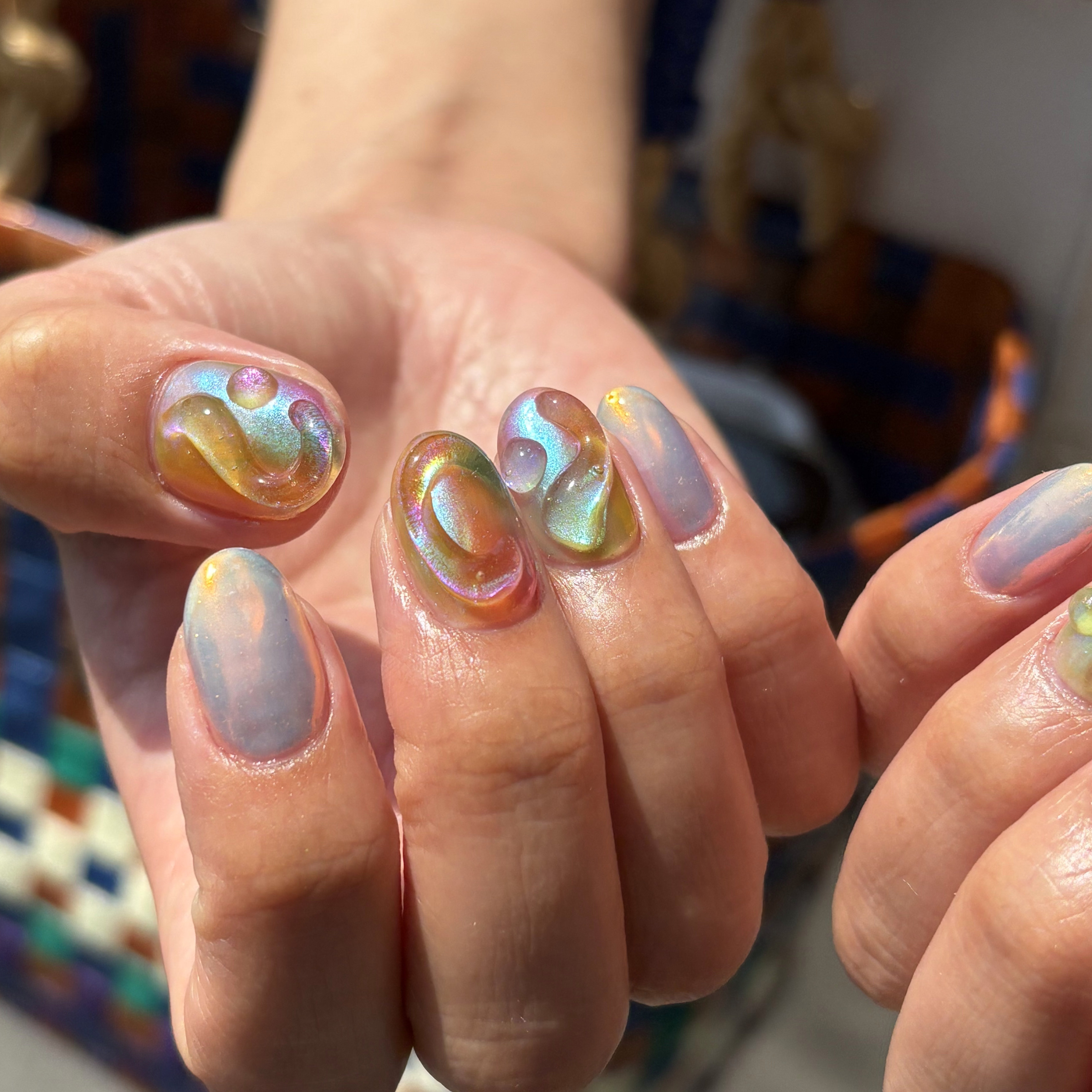 neouv_nail