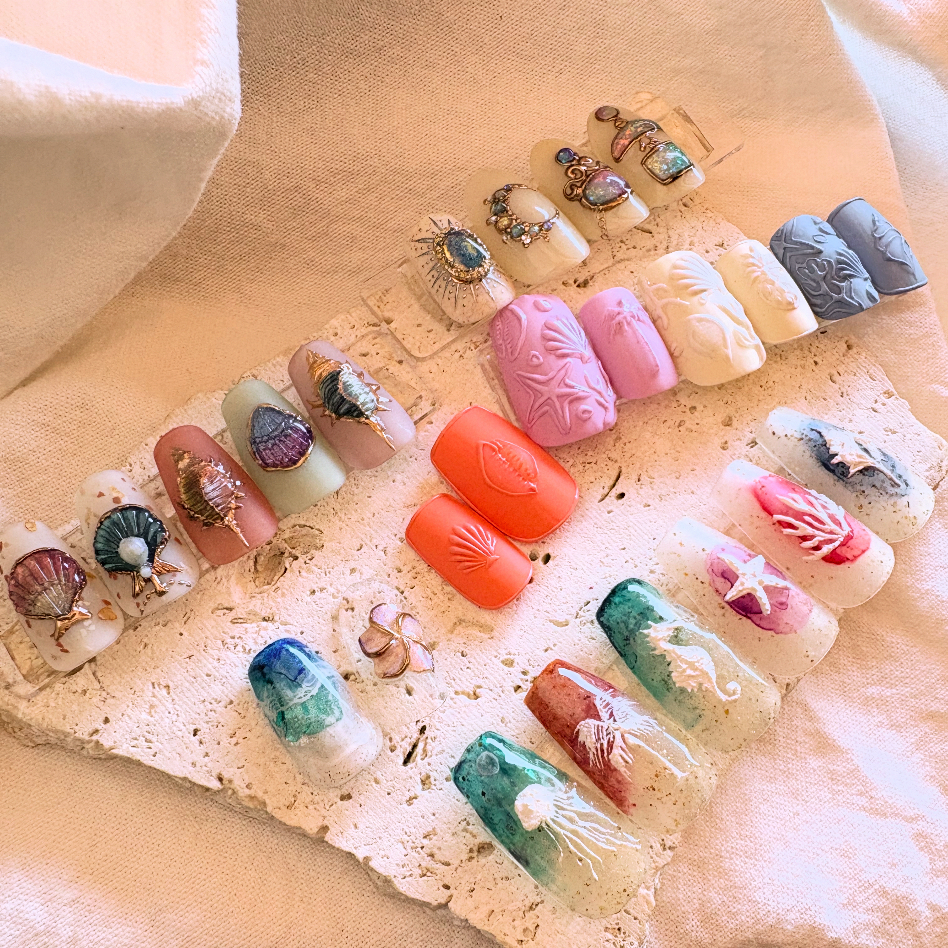 lil.yun.nail