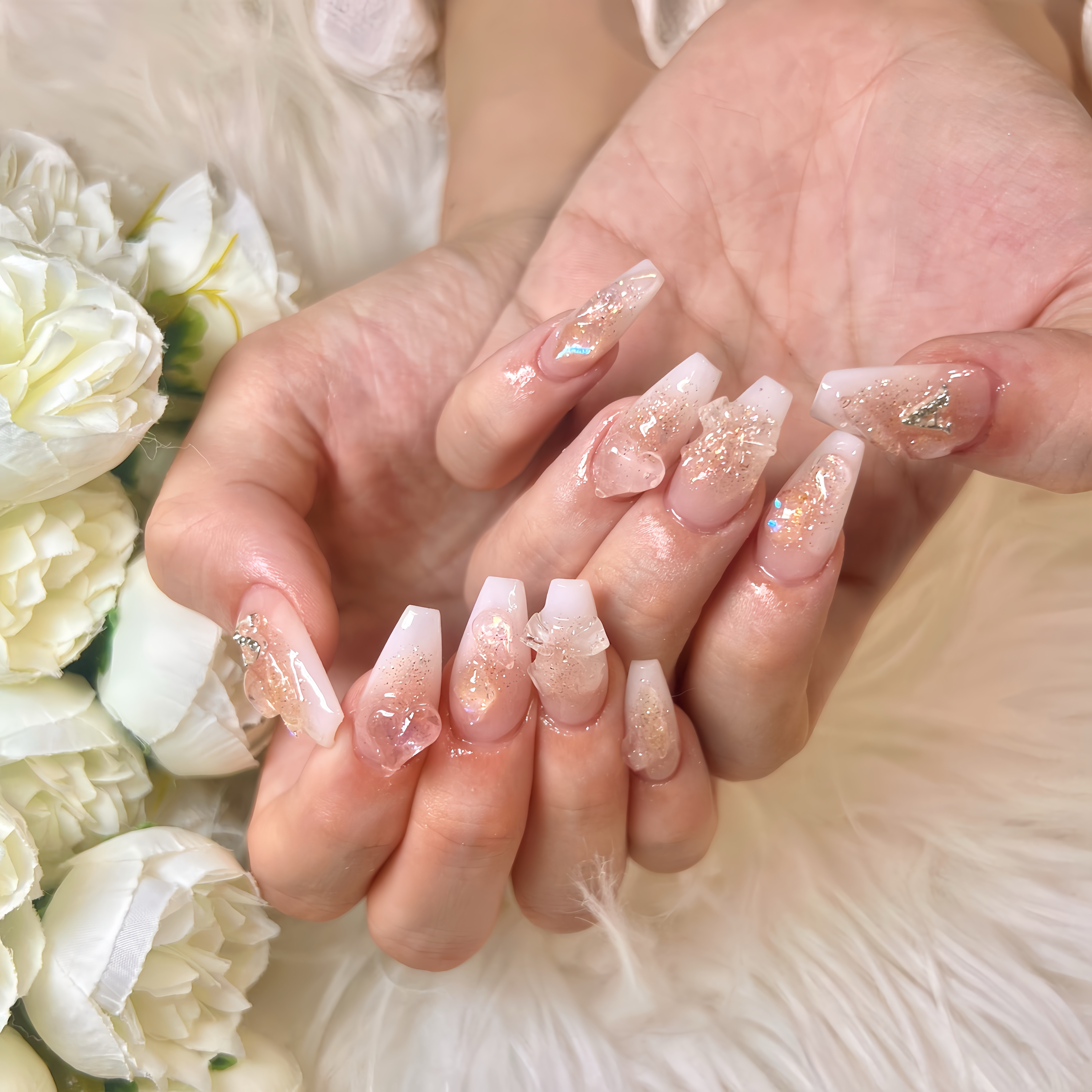 MOMO_NAIL.357