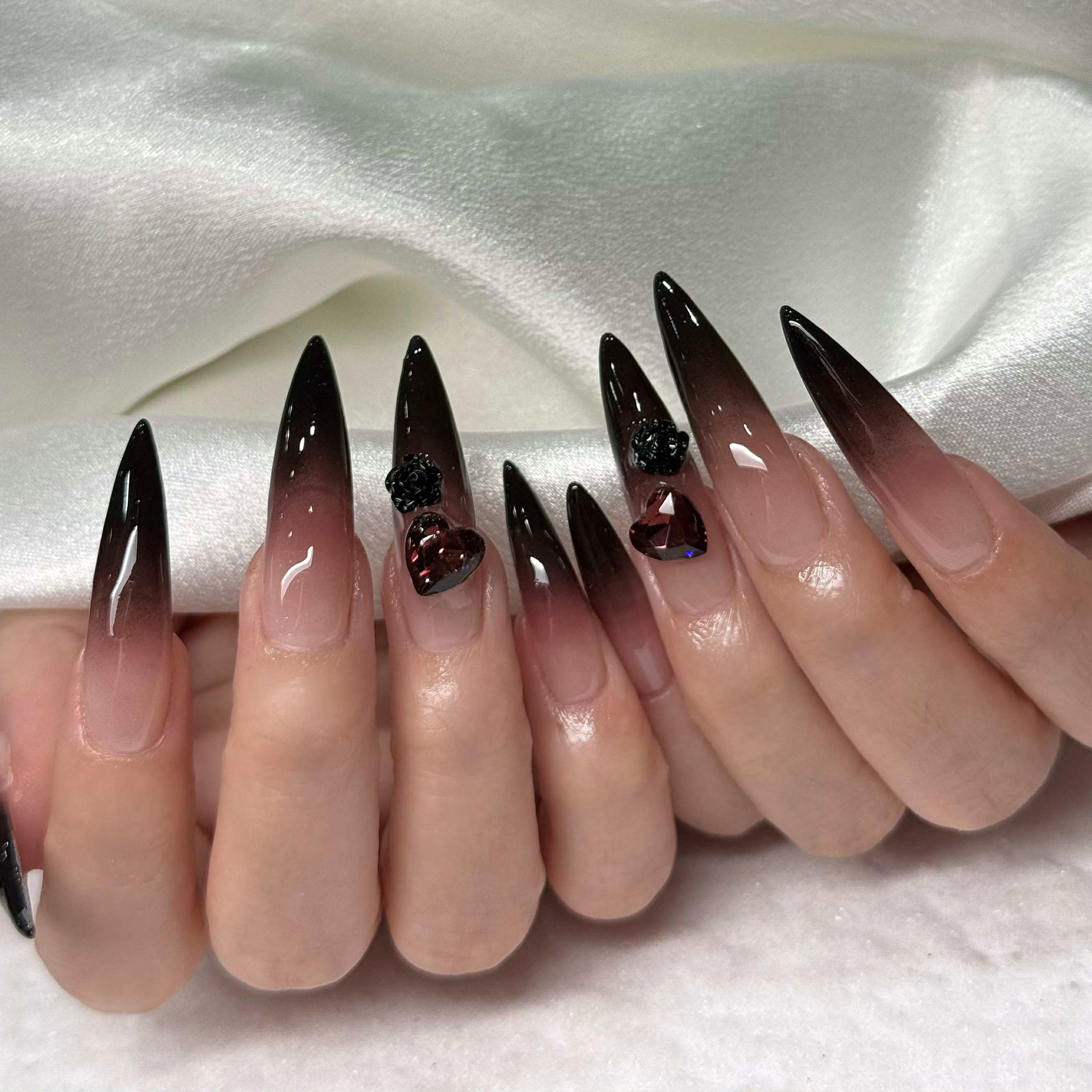 HANA_Nails168
