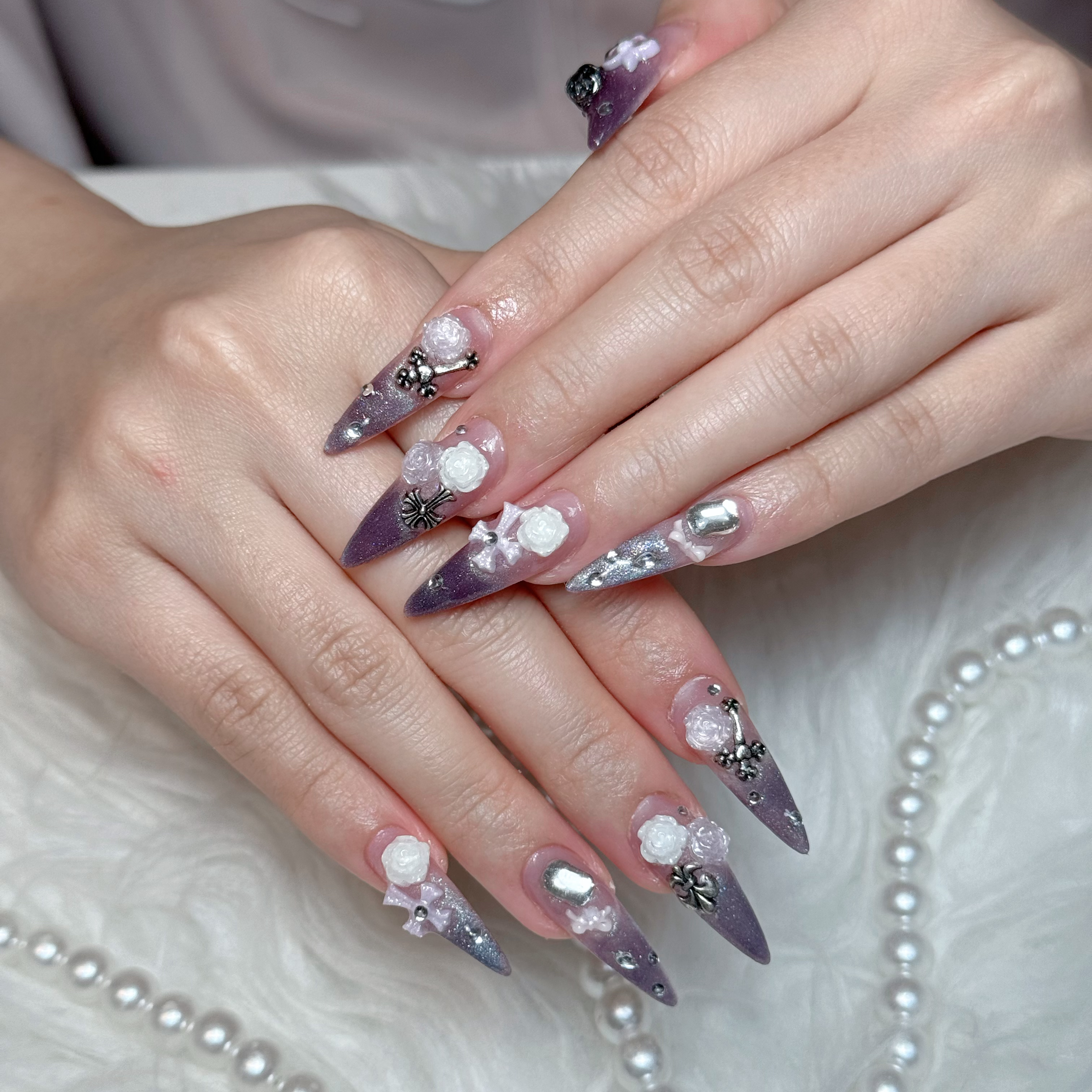 elinails_emi