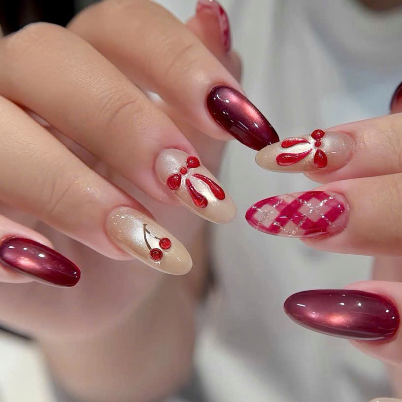 Emaa_Nail