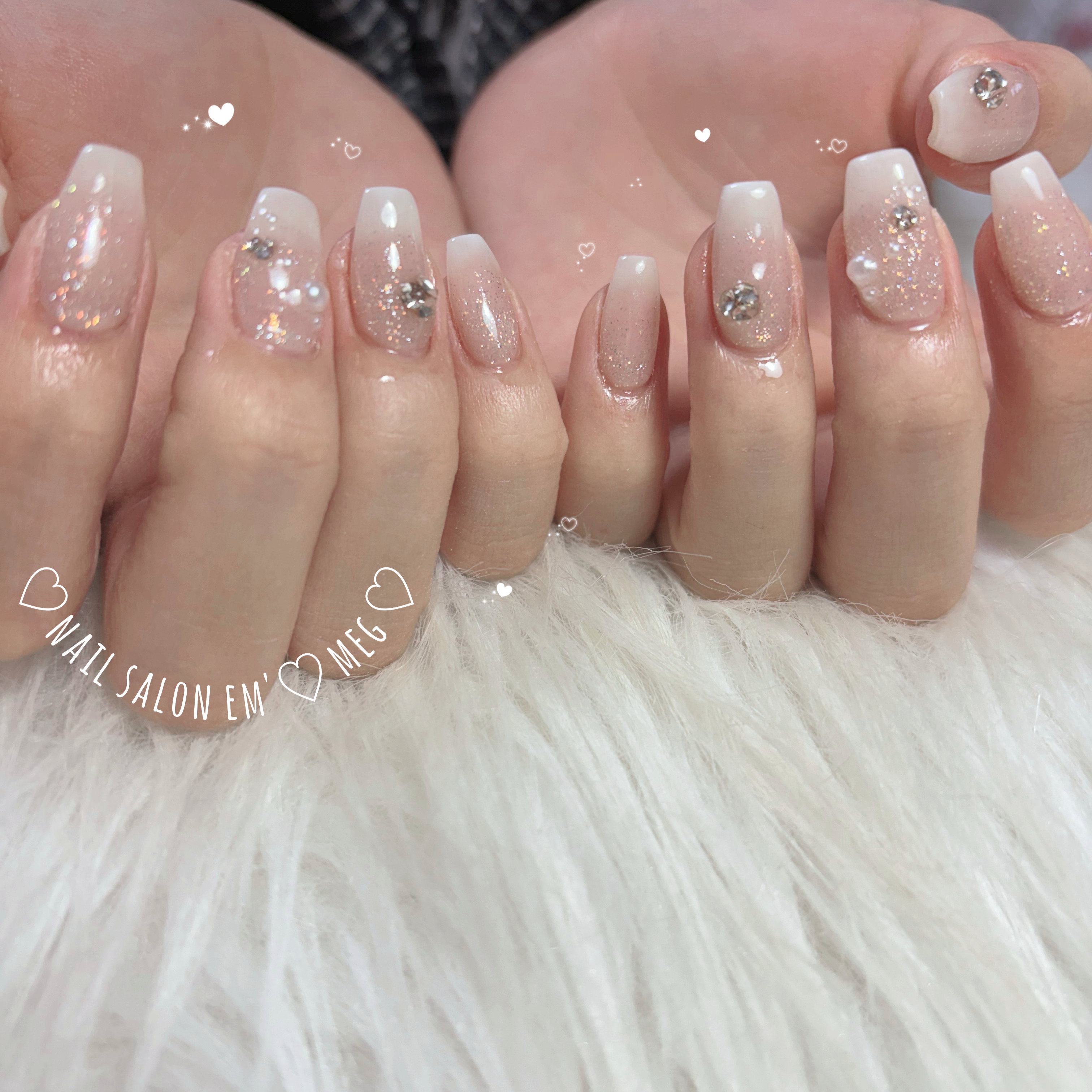 nailsalon_em.meg