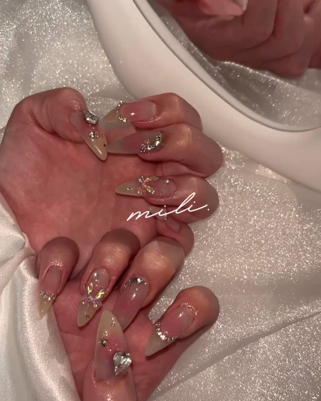 __nailsalon.mili