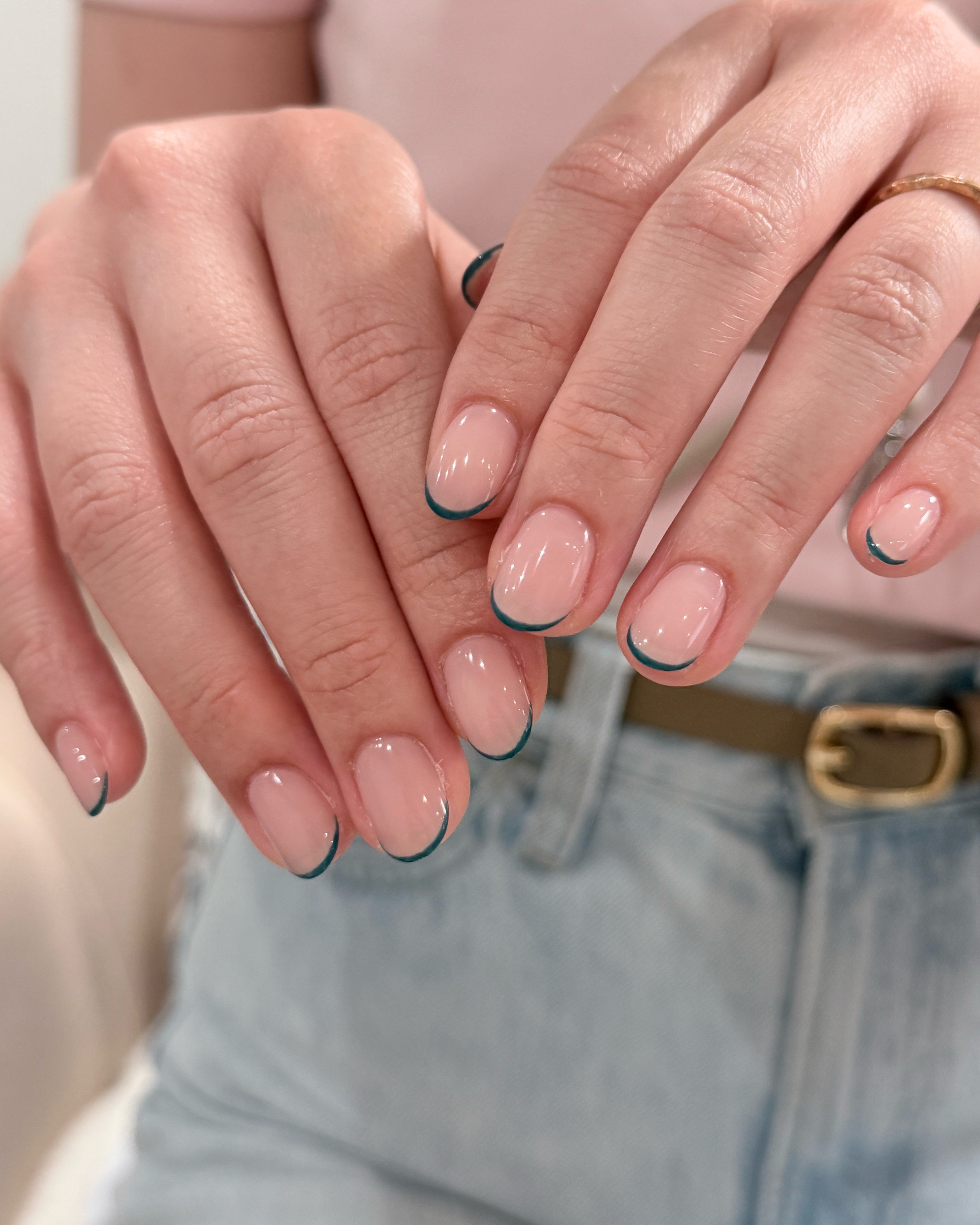 Dea.nail
