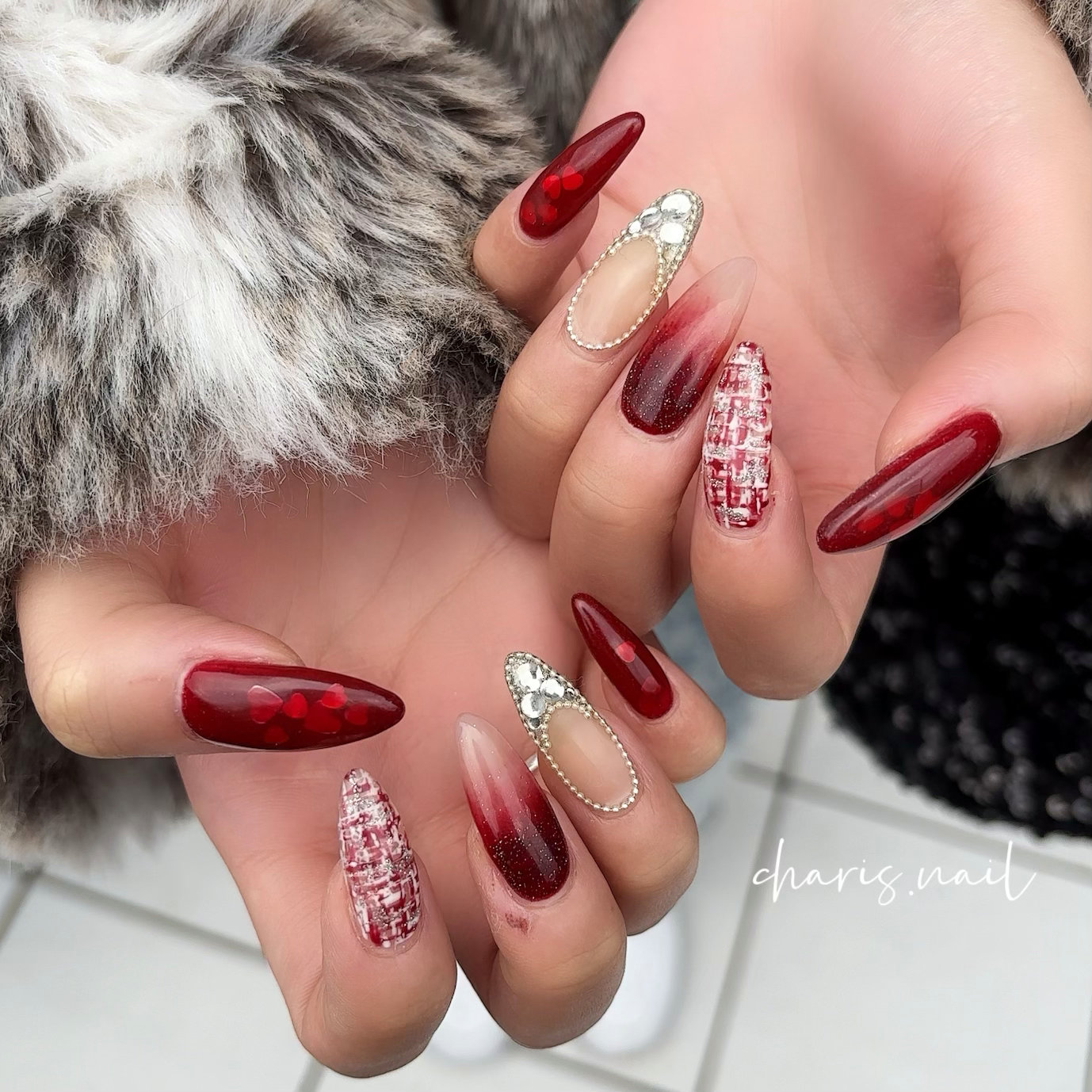 charis.nail