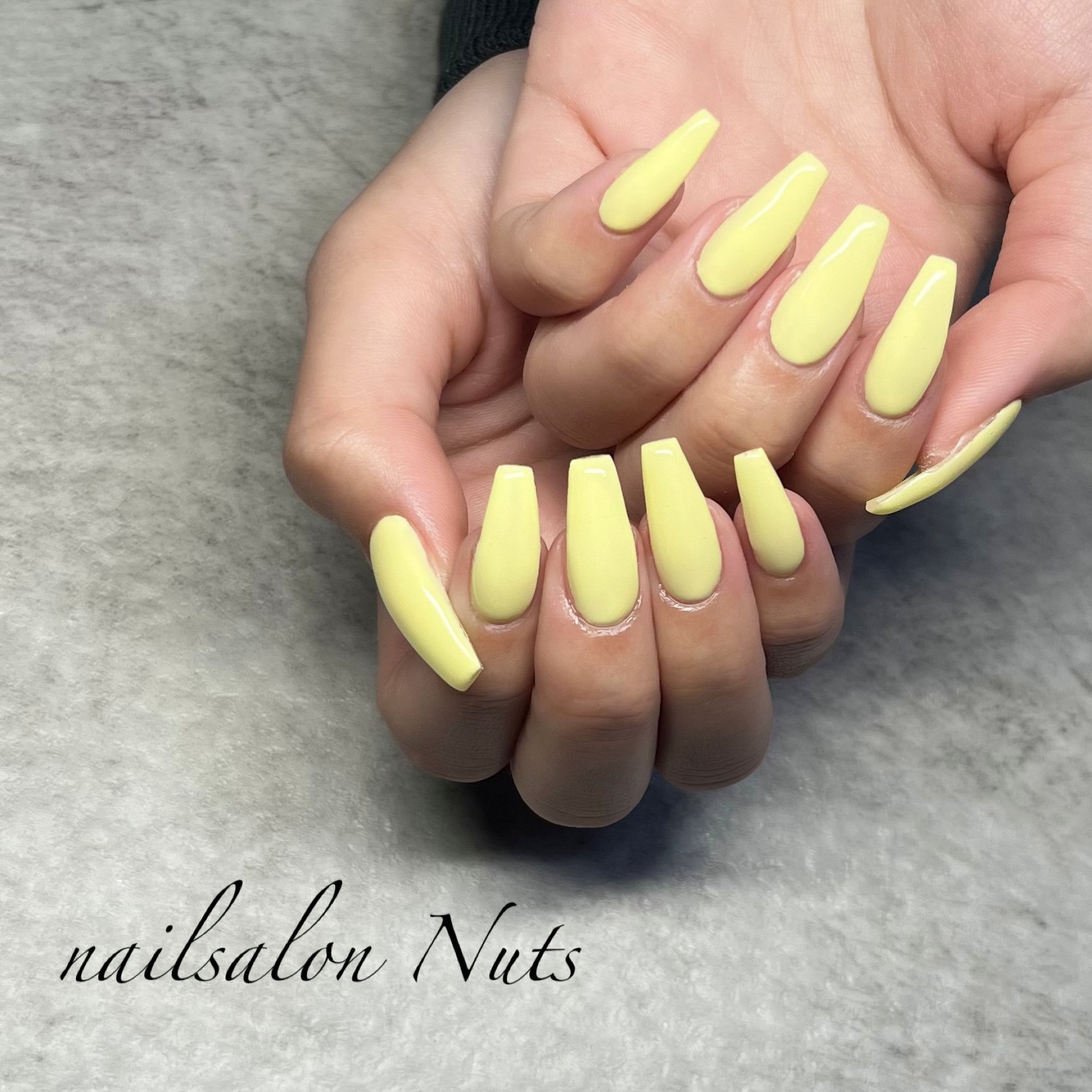 nailsalon.Nuts