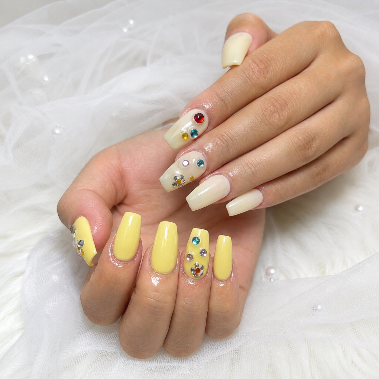 Bara_Nails