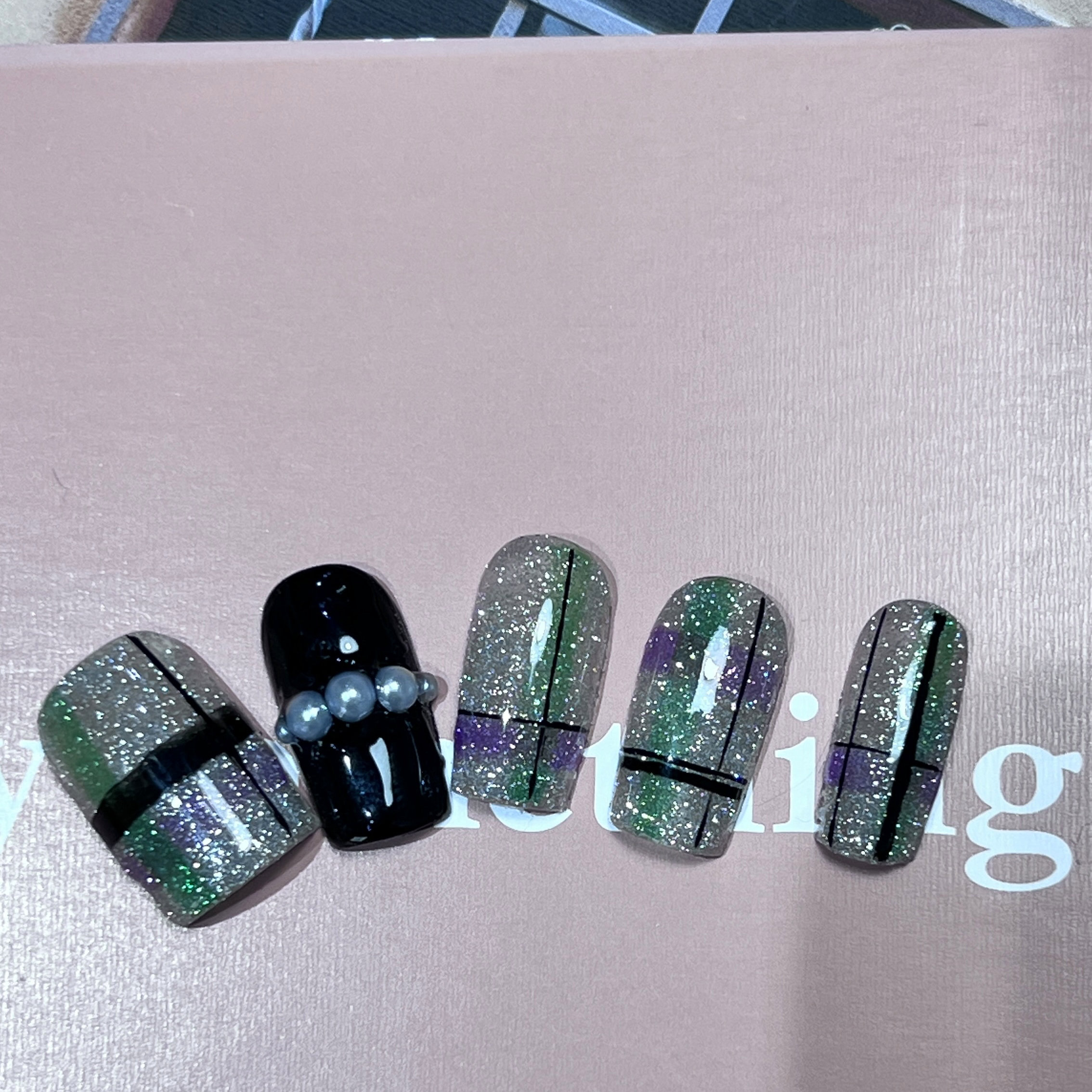 nail_Naomi