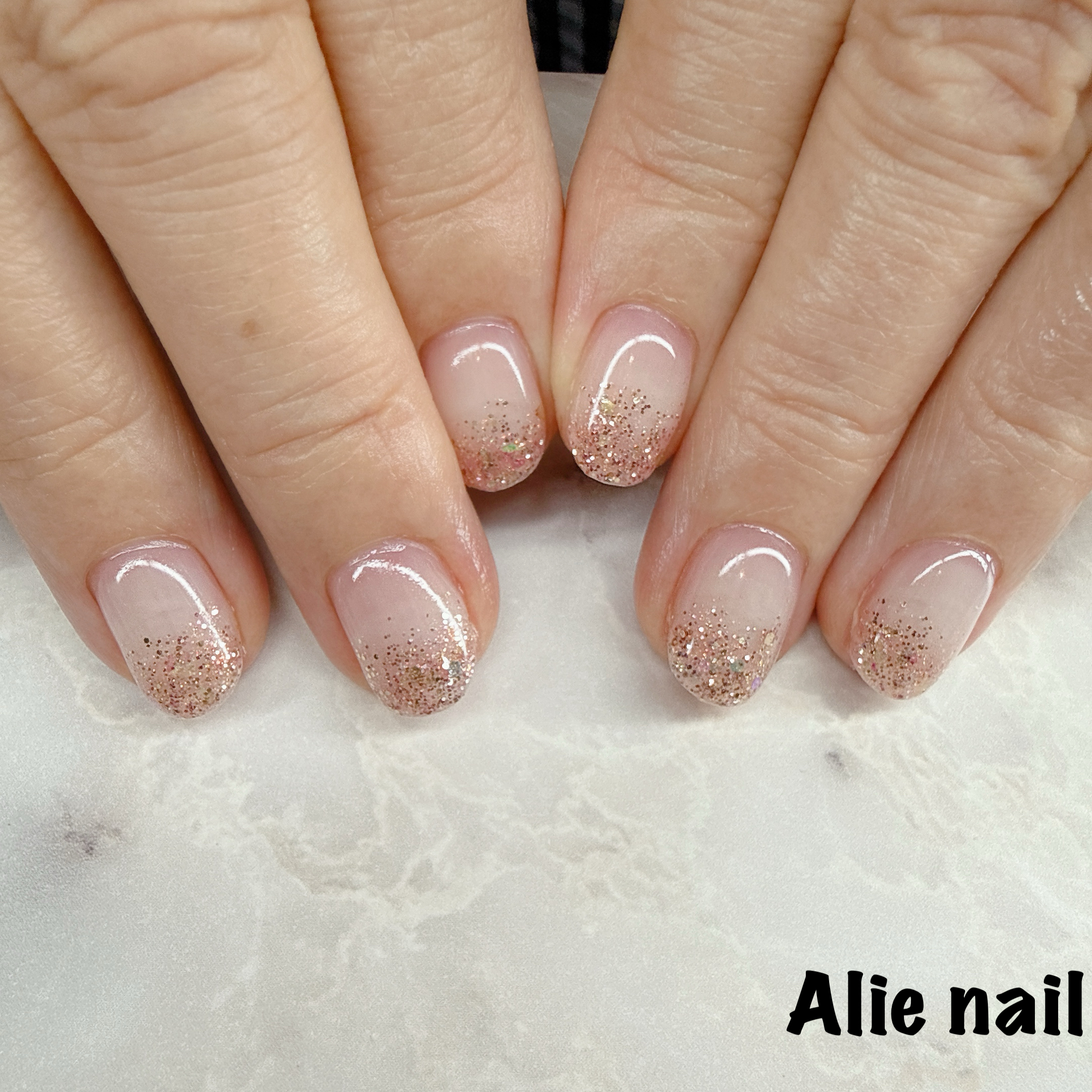 Alie_nail.0822