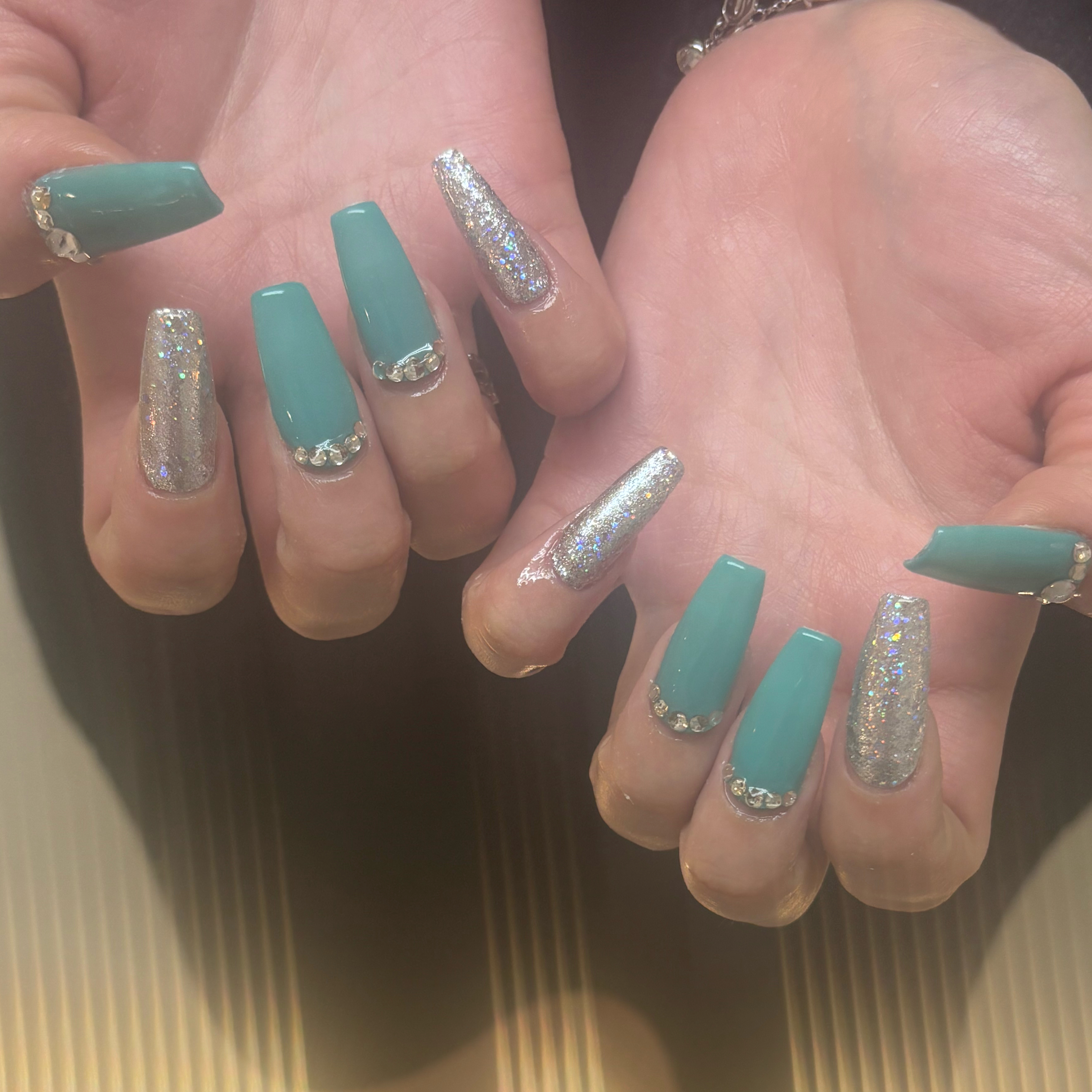 nail_trinity_scalp