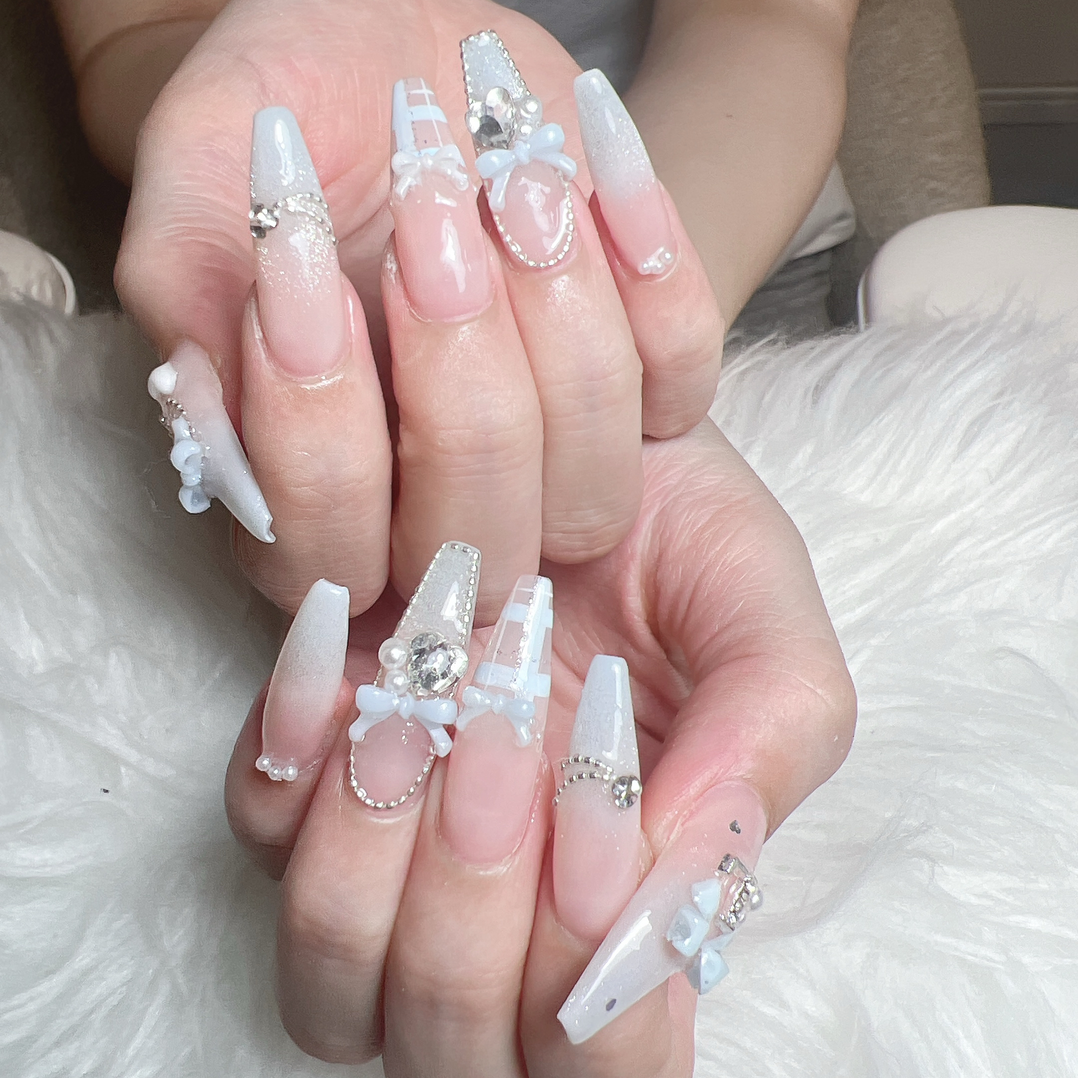 Lee_Nails