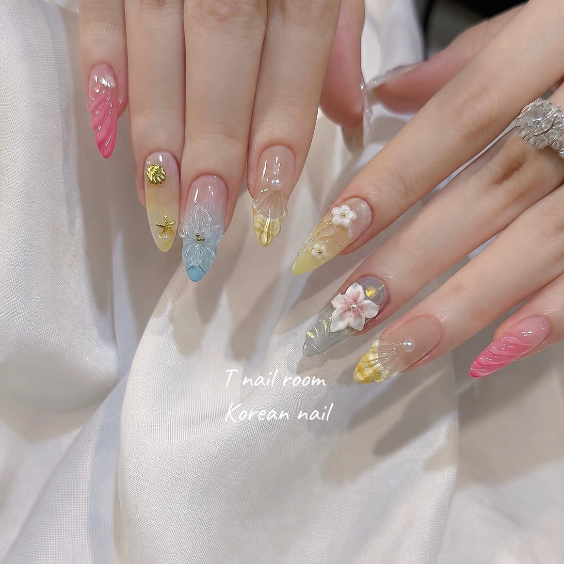 Tnail_room