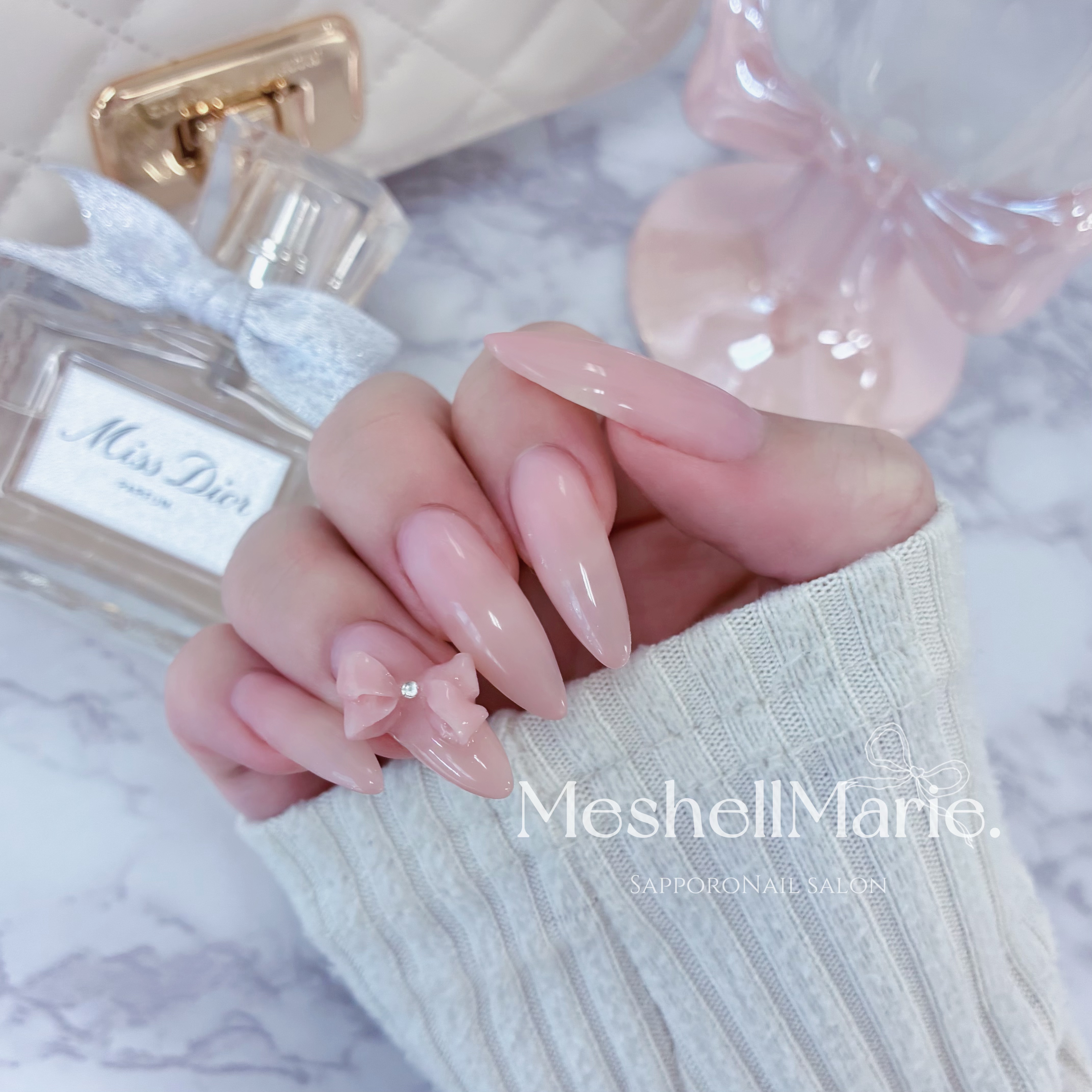 nailsalon_MeshellMarie