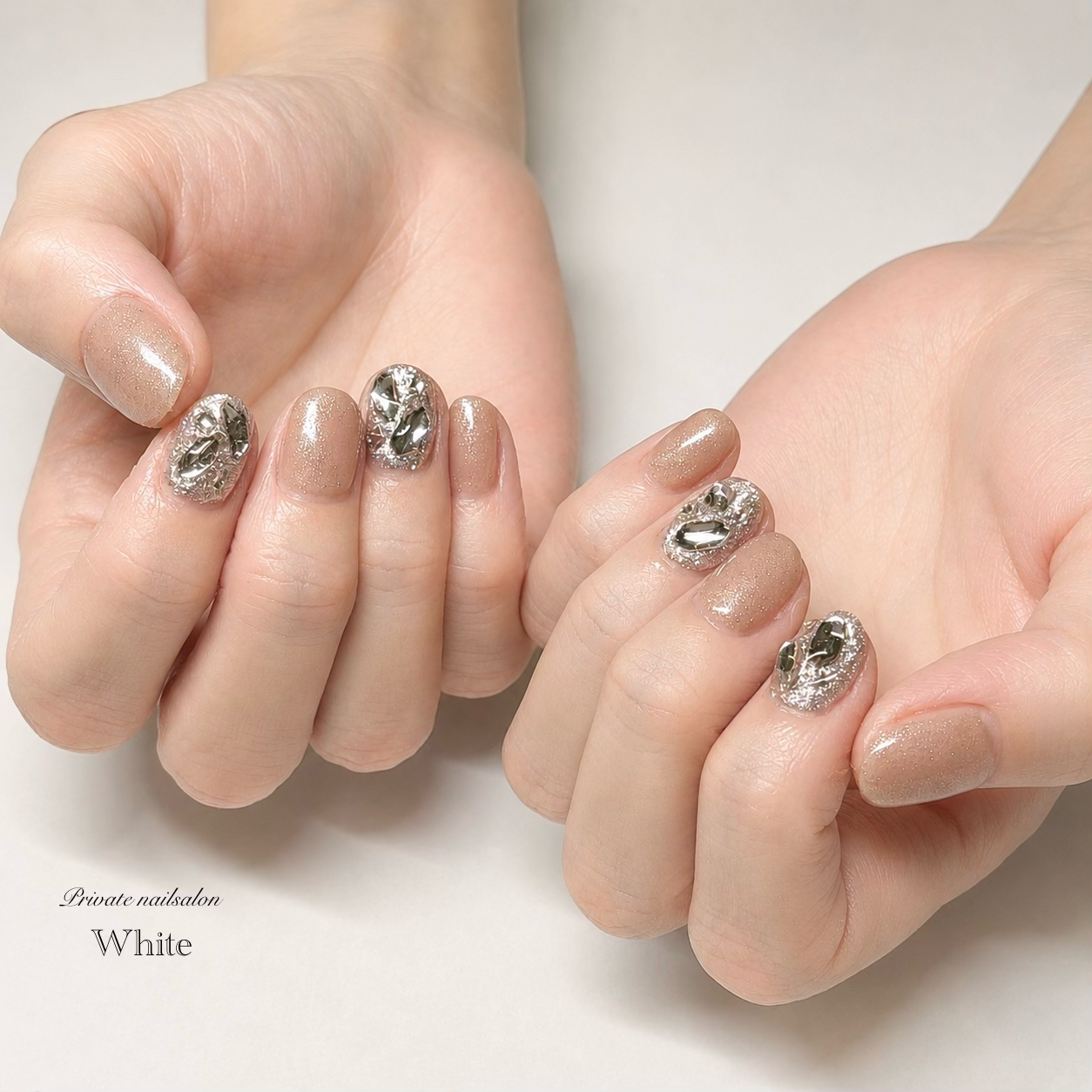nailsalon_white