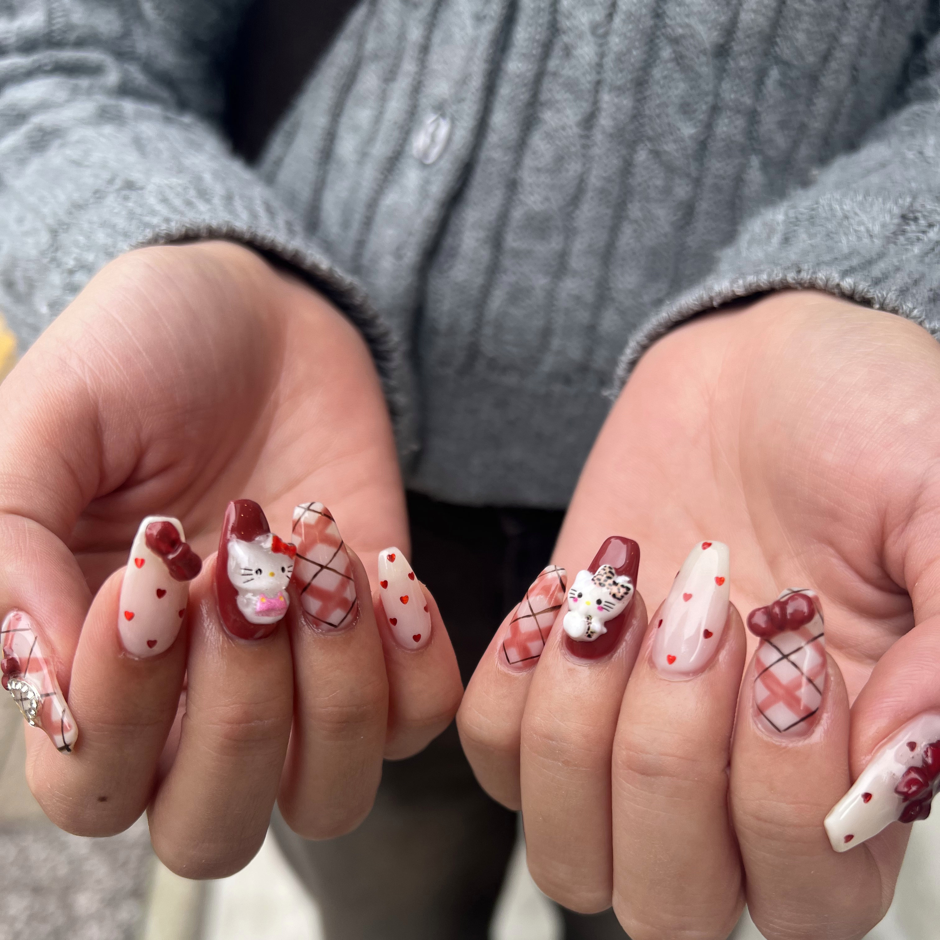 kiki._.nail