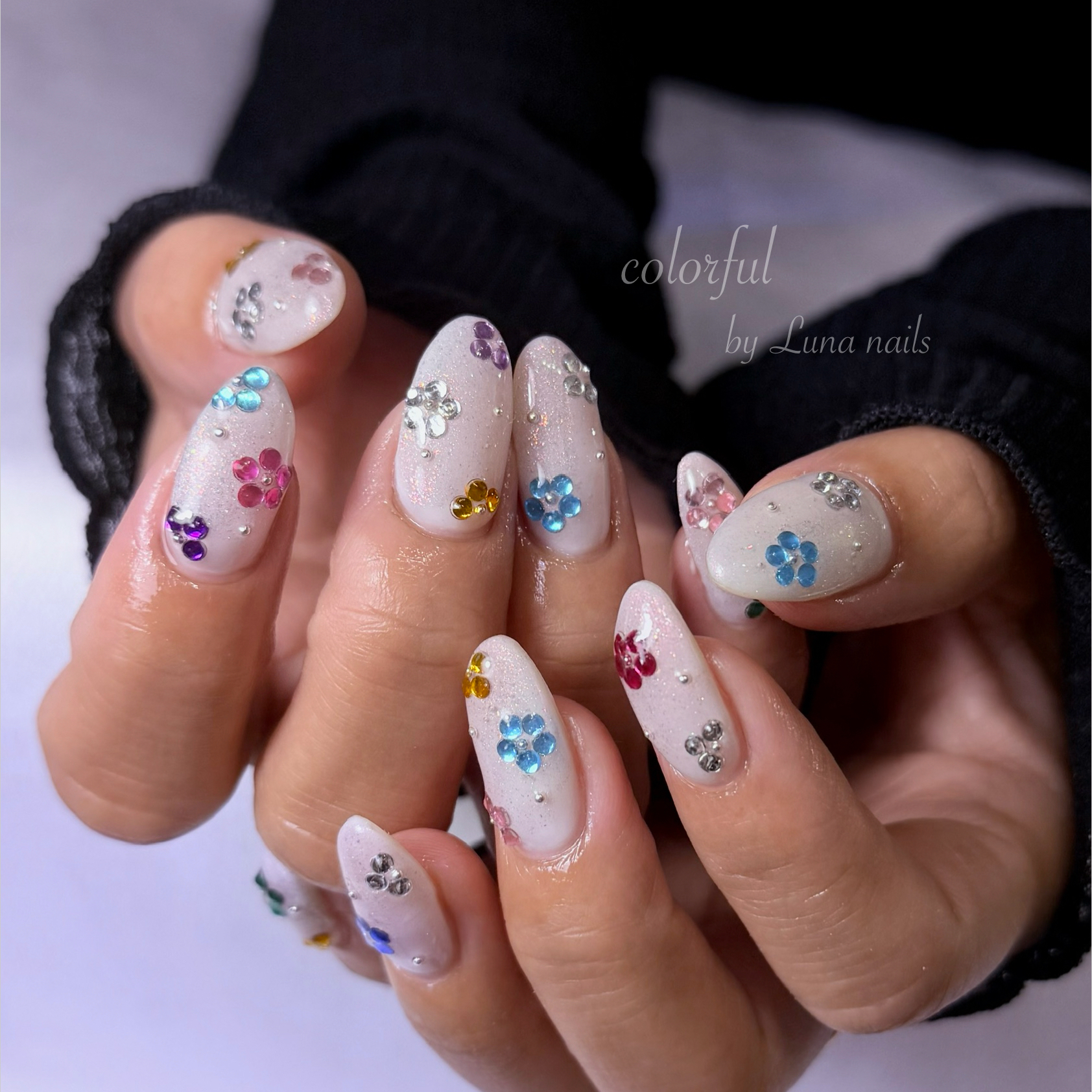 Luna_nails_yuki
