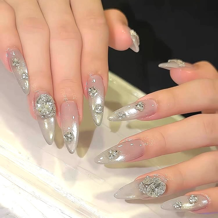Hara01_Nail