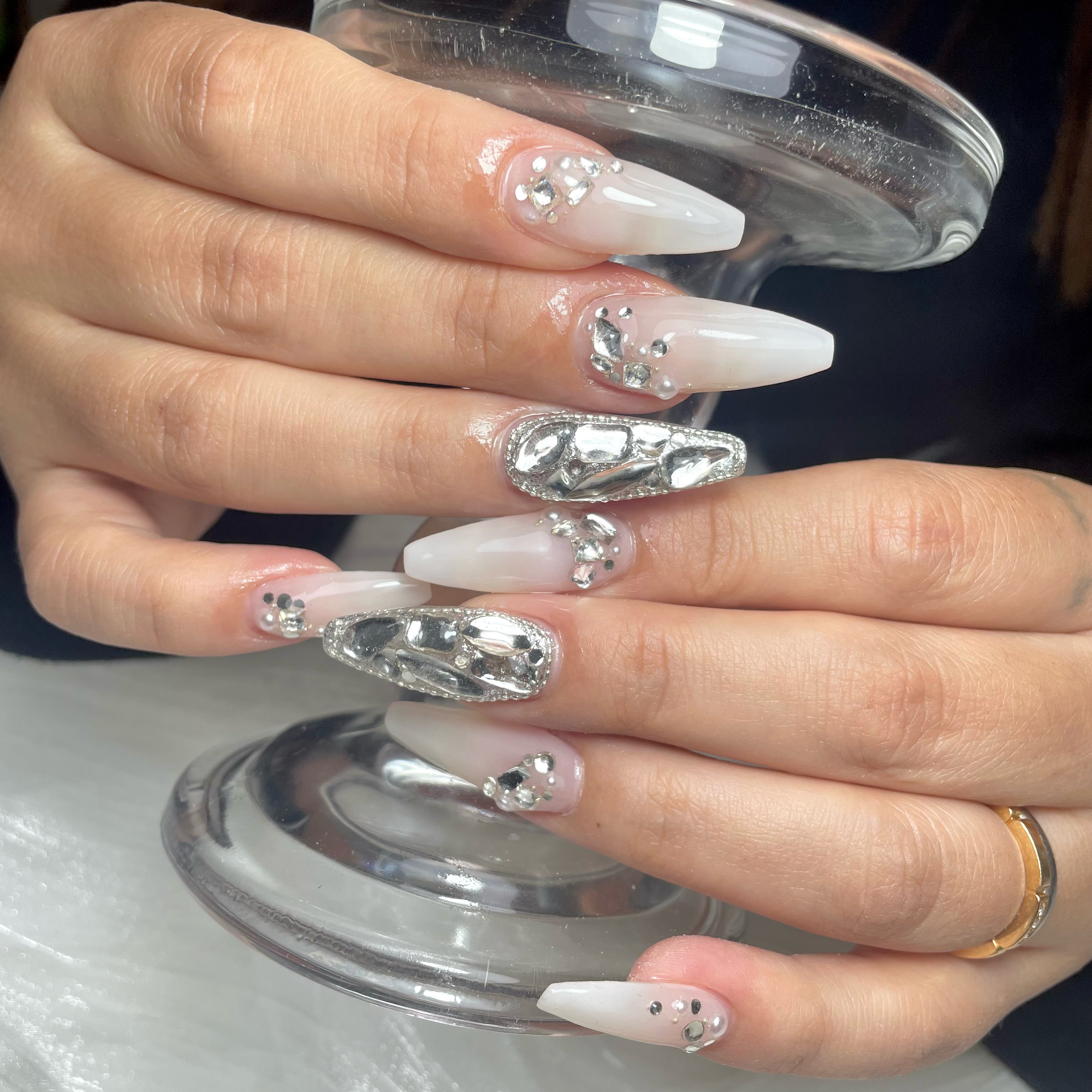 H.nail