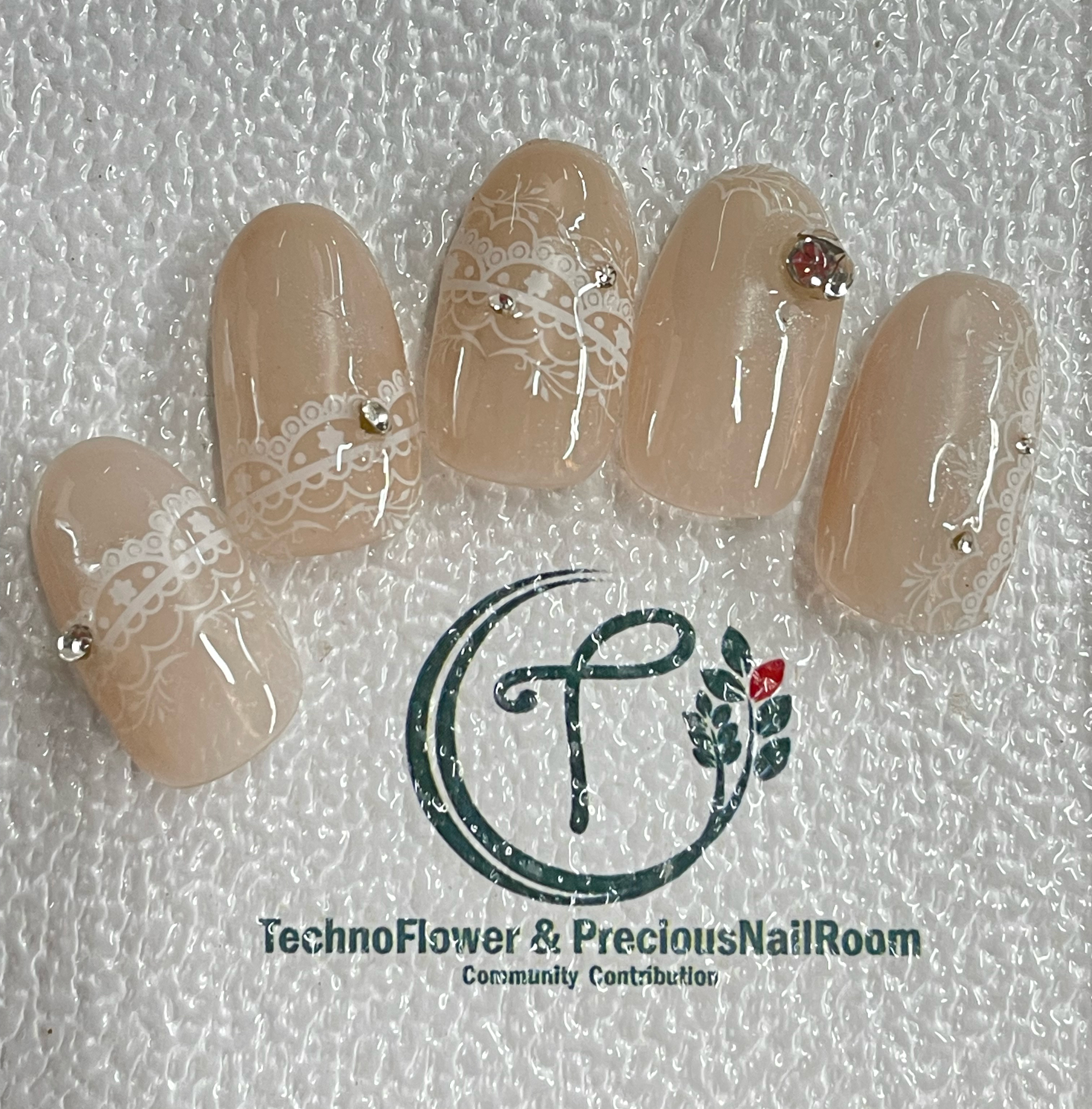 preciousnailroom