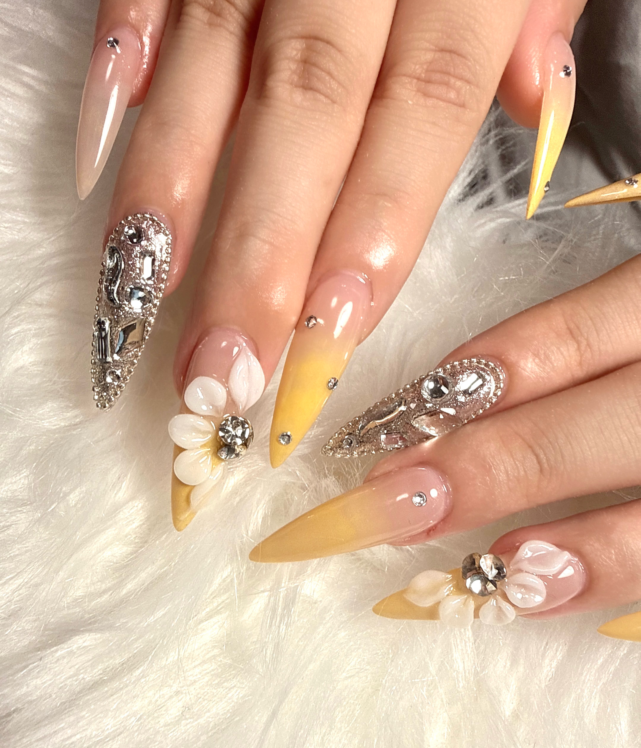 Aimyu_nail_ayashe