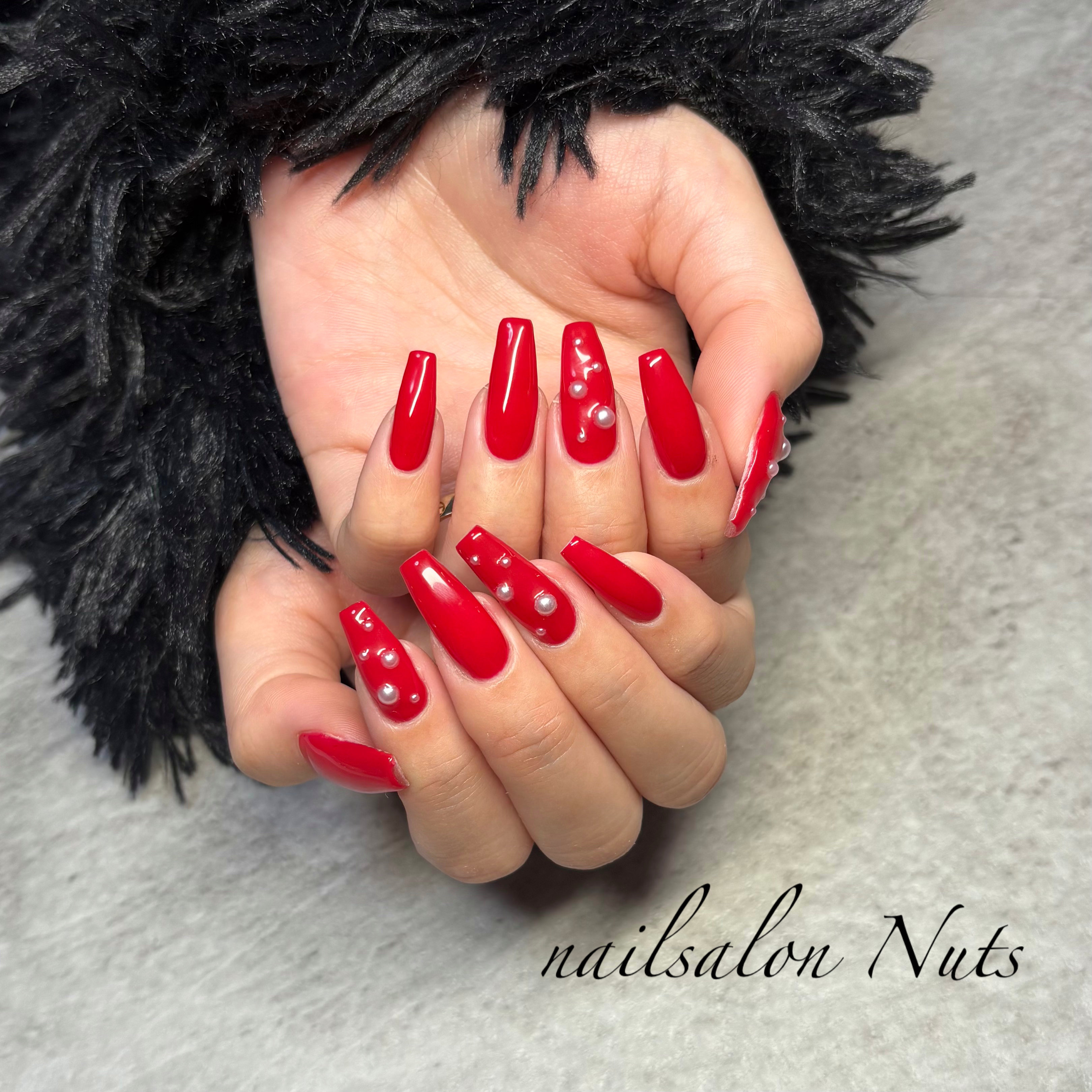 nailsalon.Nuts