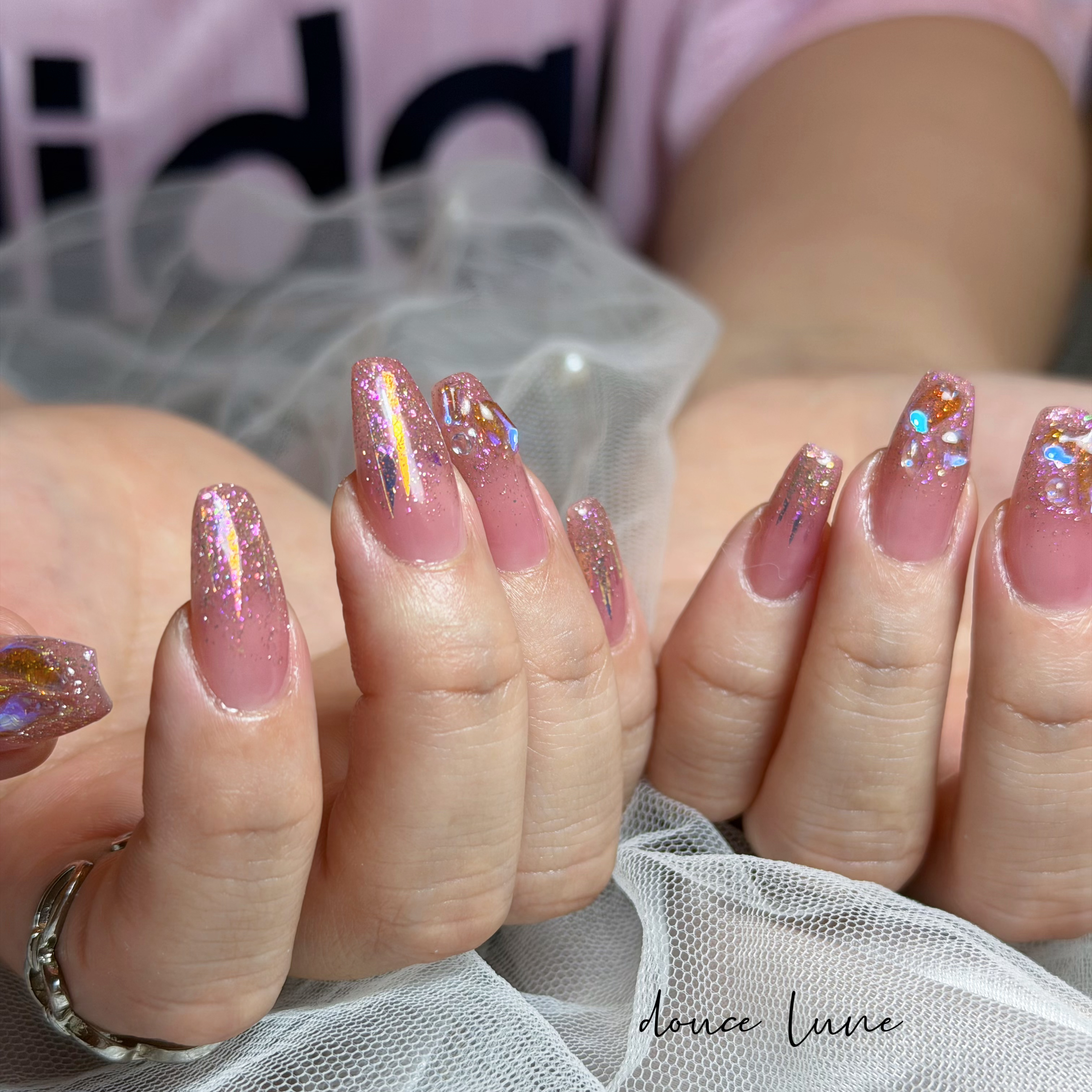 M...nail