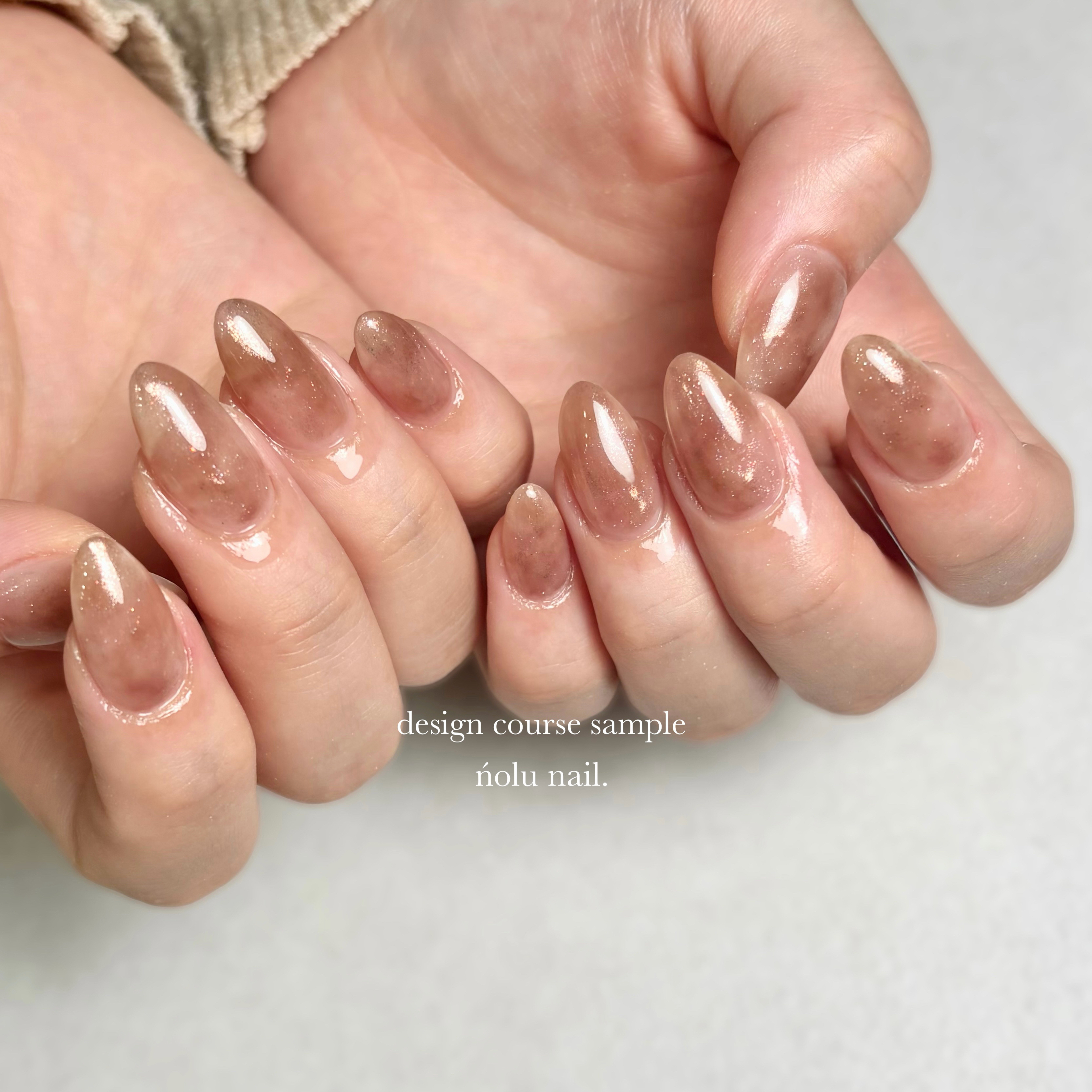 nolu_nail