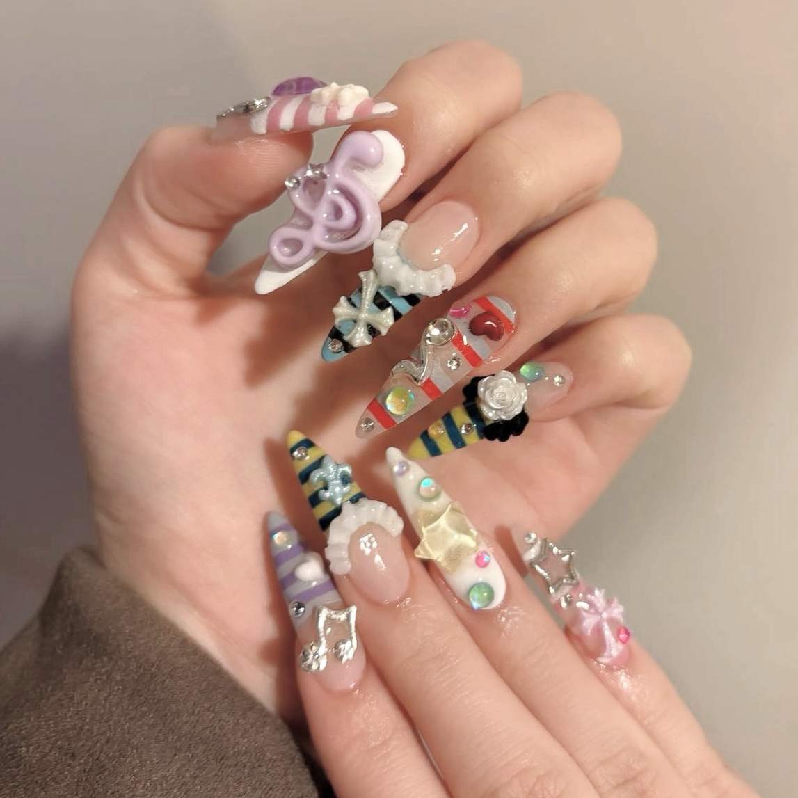 YumiRisuNails