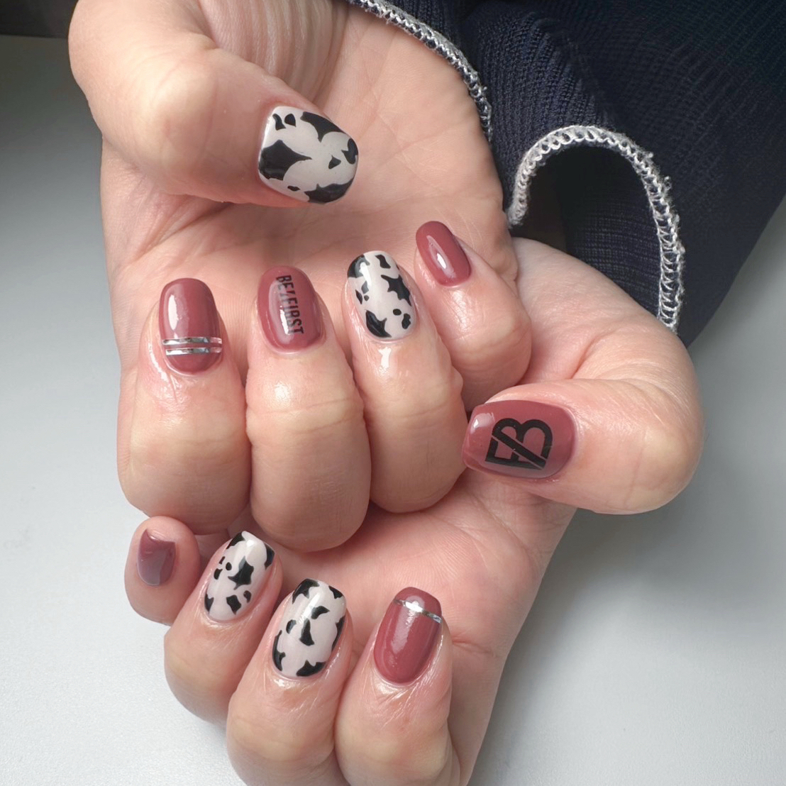 y_____nail