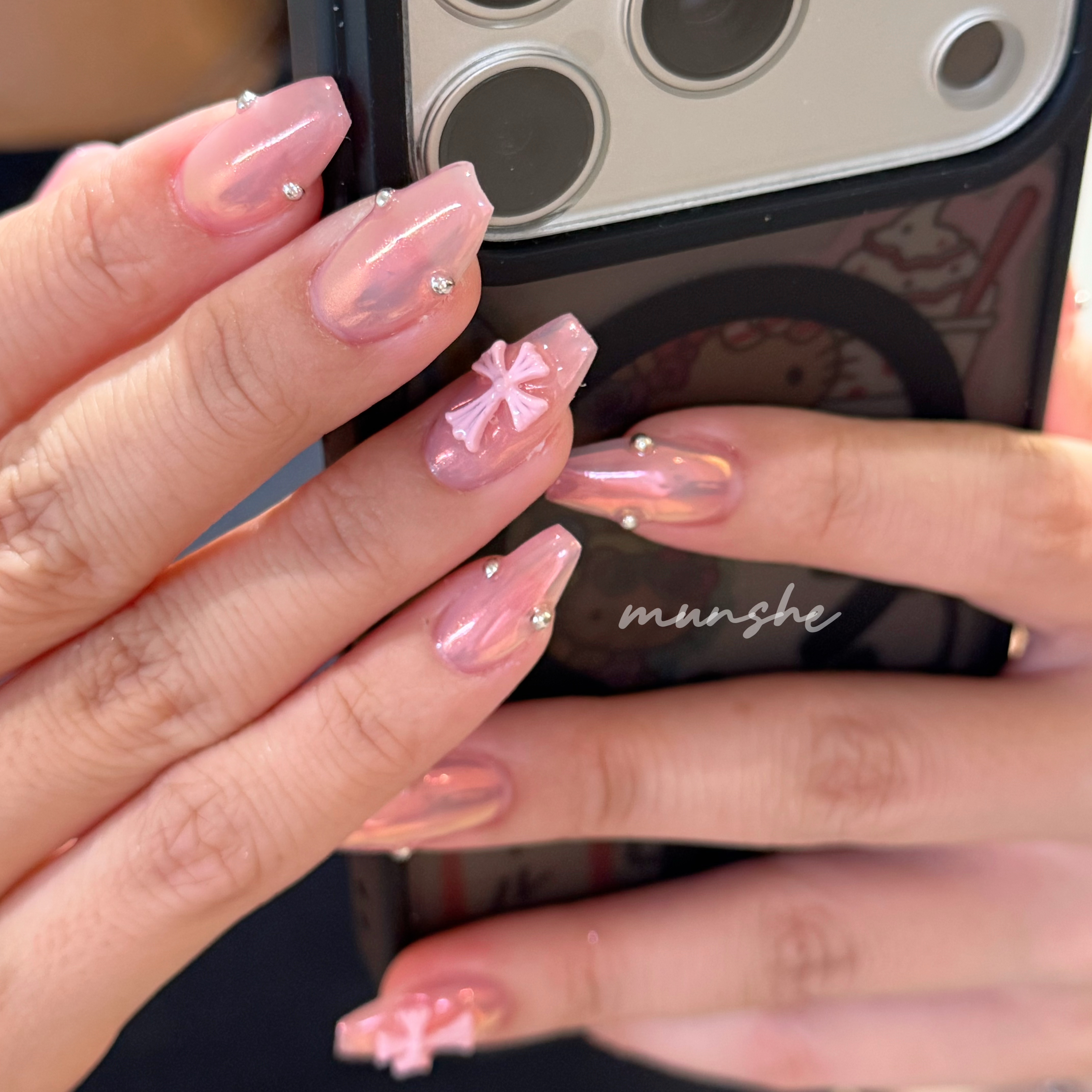 munshe_nails