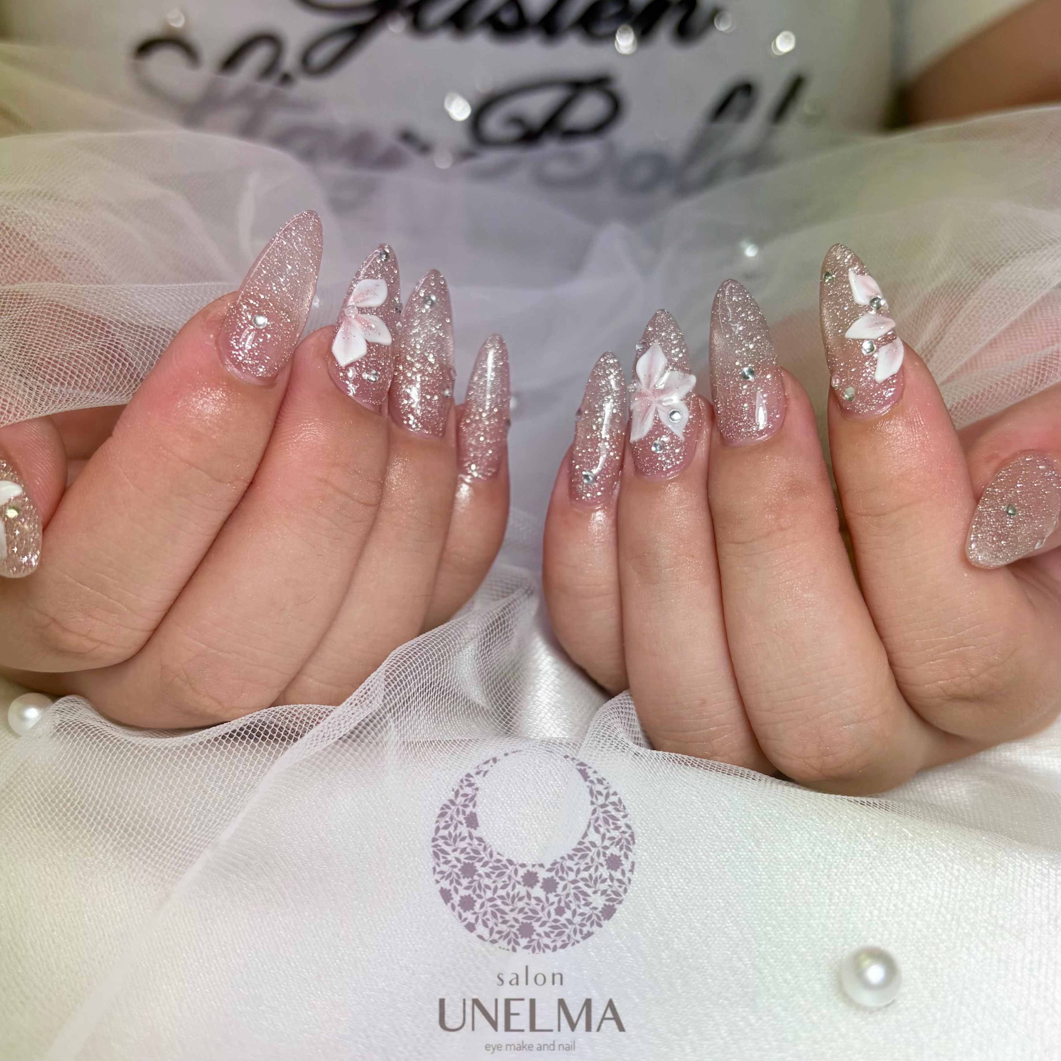 Jrnailists_Salon_little_UNELMA
