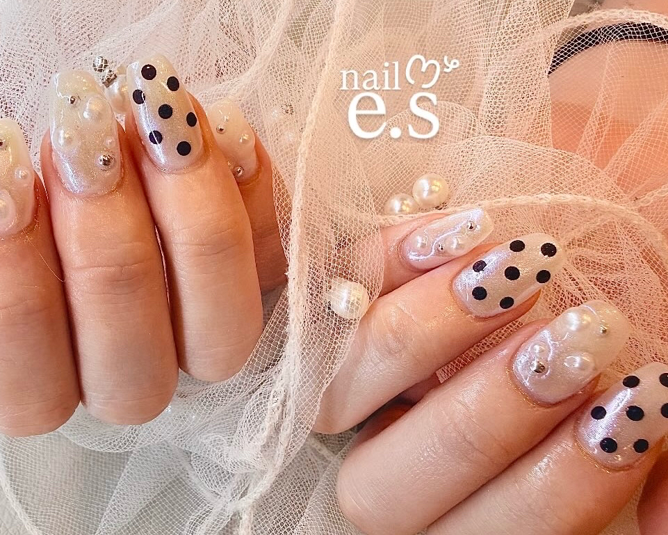 e.s_nail