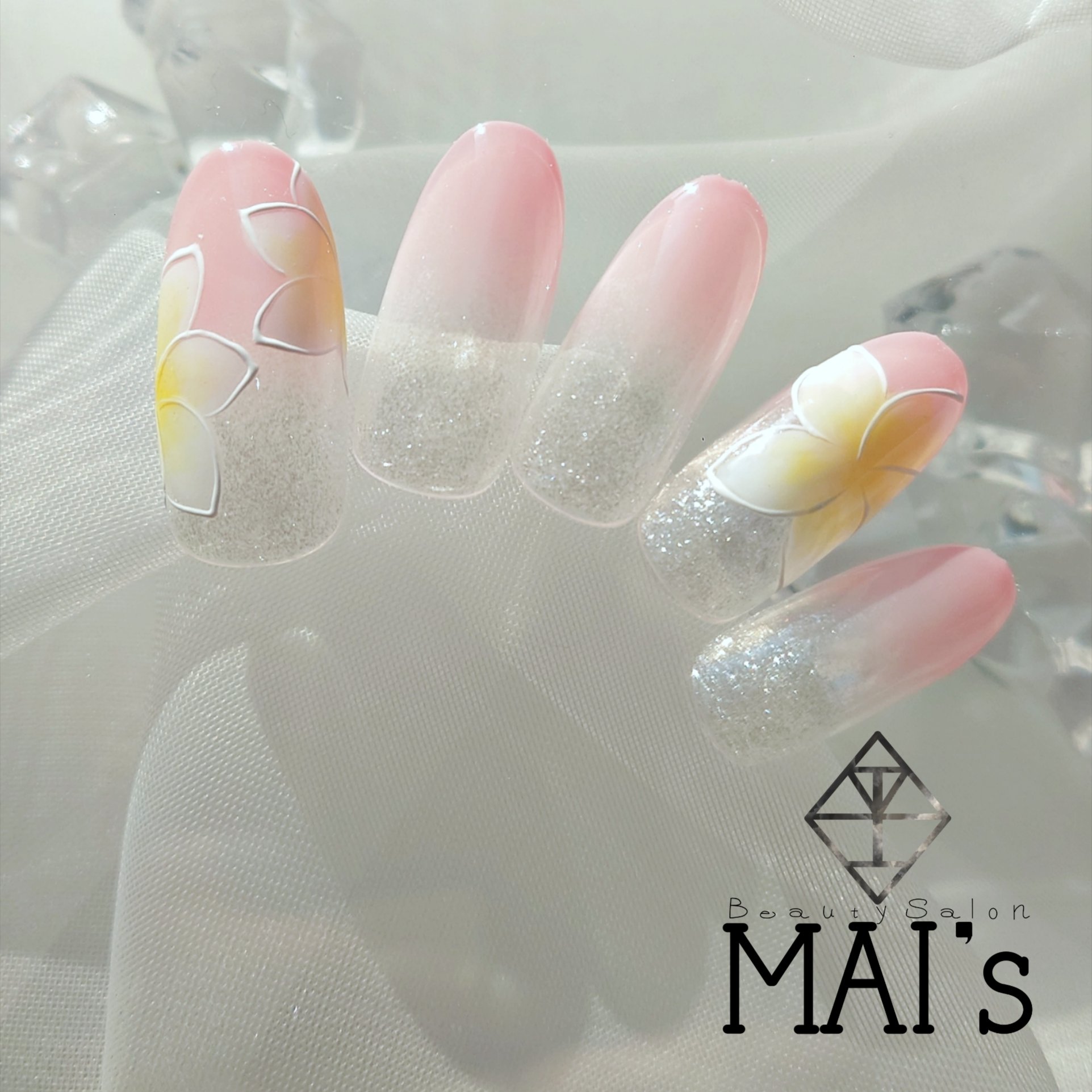 mais_nail.e