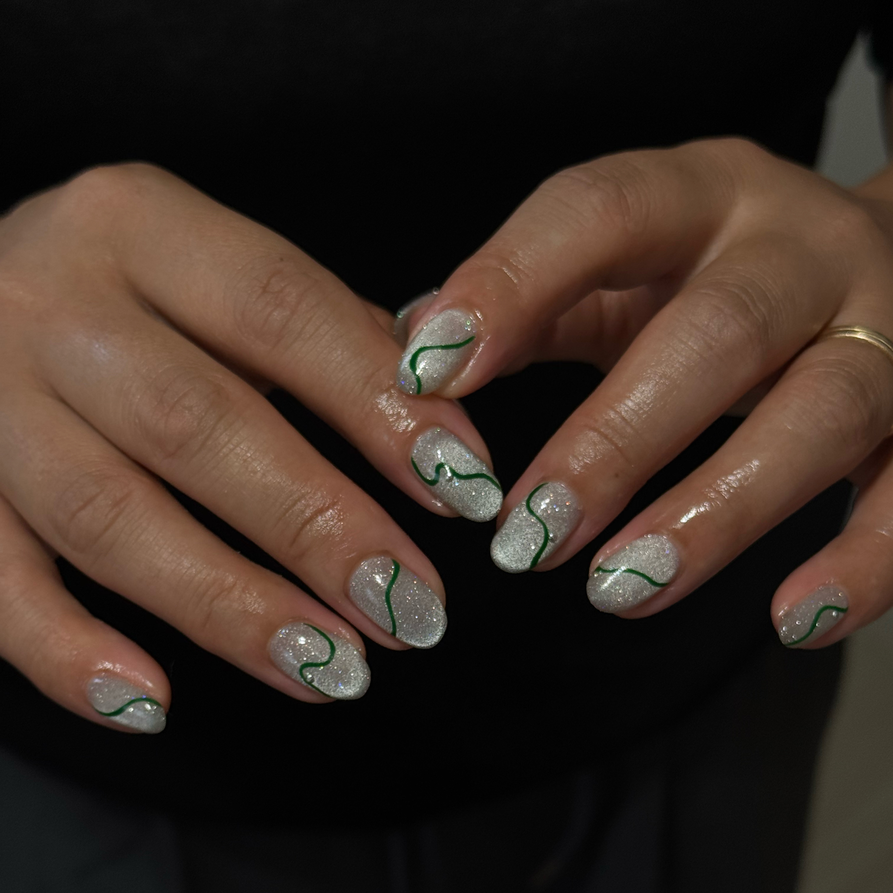 emu__nail.yu