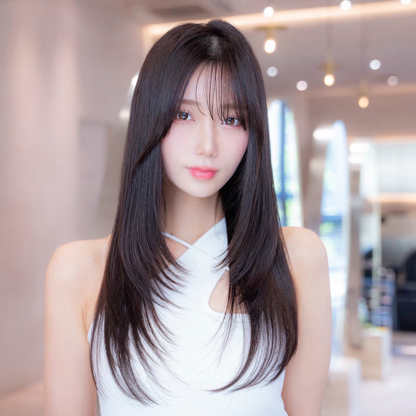 Hallis_shin