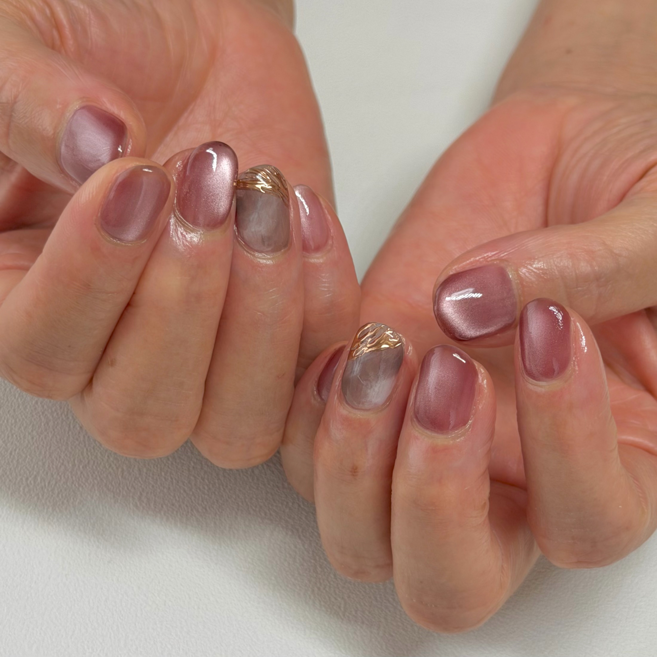 Nail__Lino