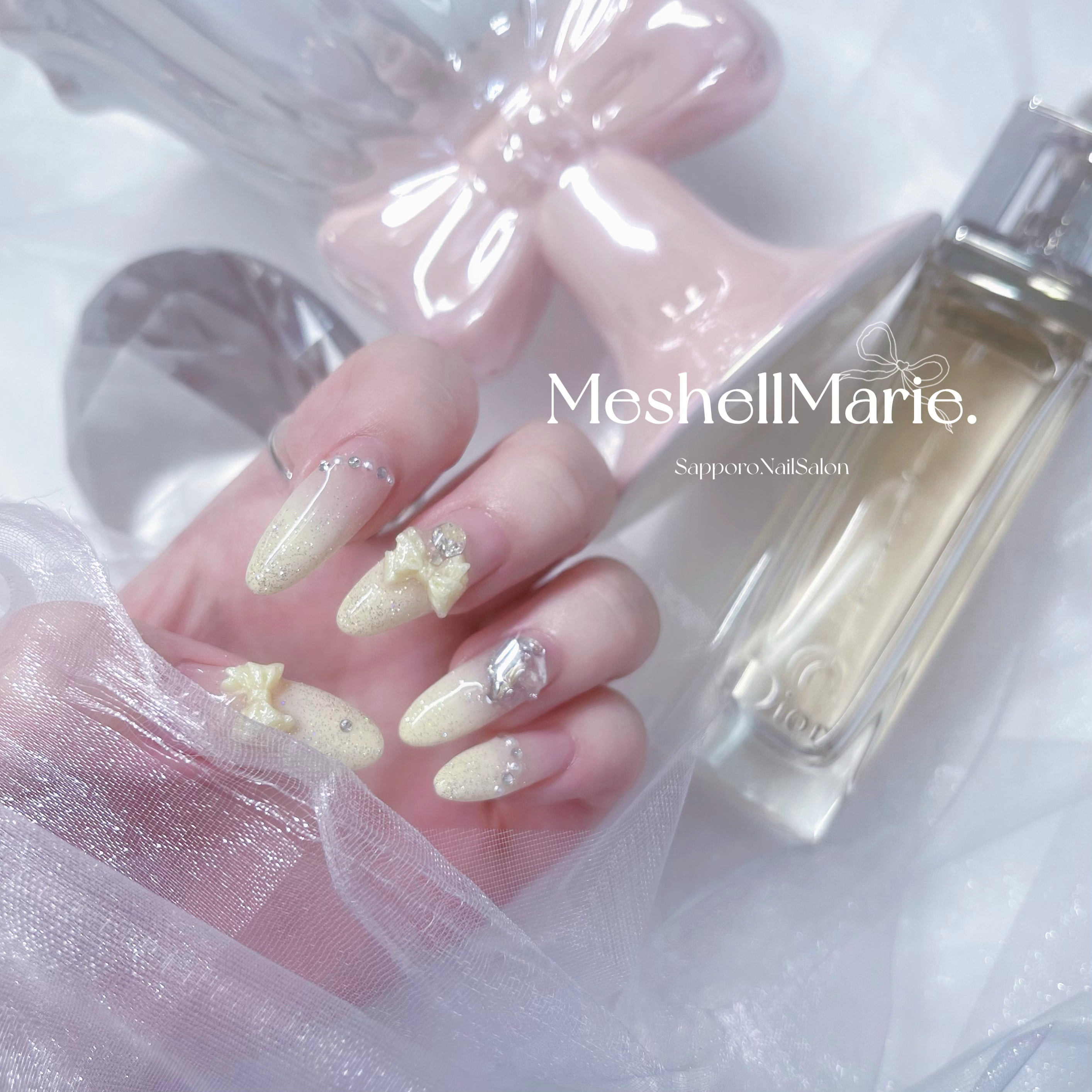 nailsalon_MeshellMarie