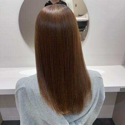 10〜30代限定✨ブリーチ縮毛矯正＋髪質改善トリートメント✨