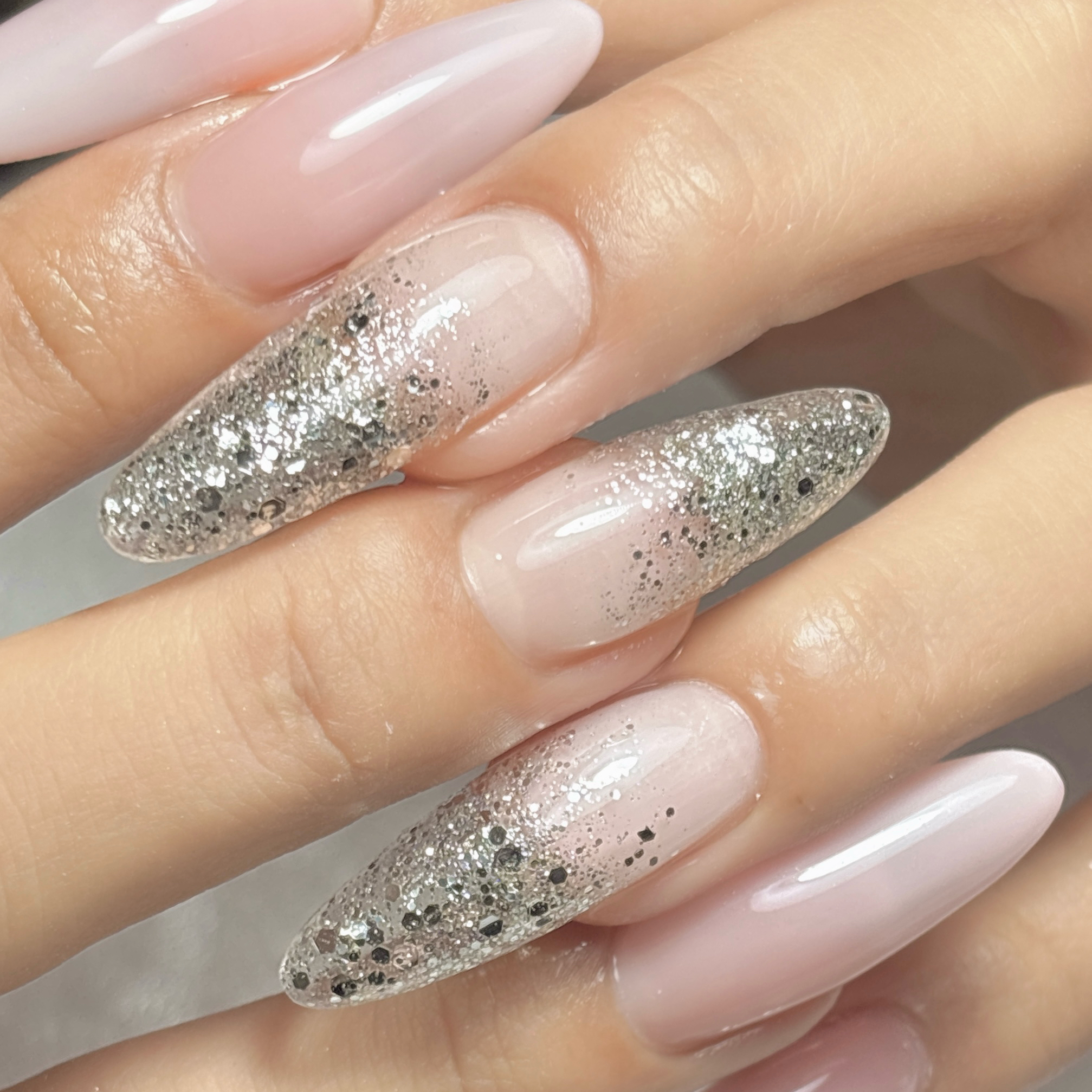 Nail_salon_Attirant_YUINA