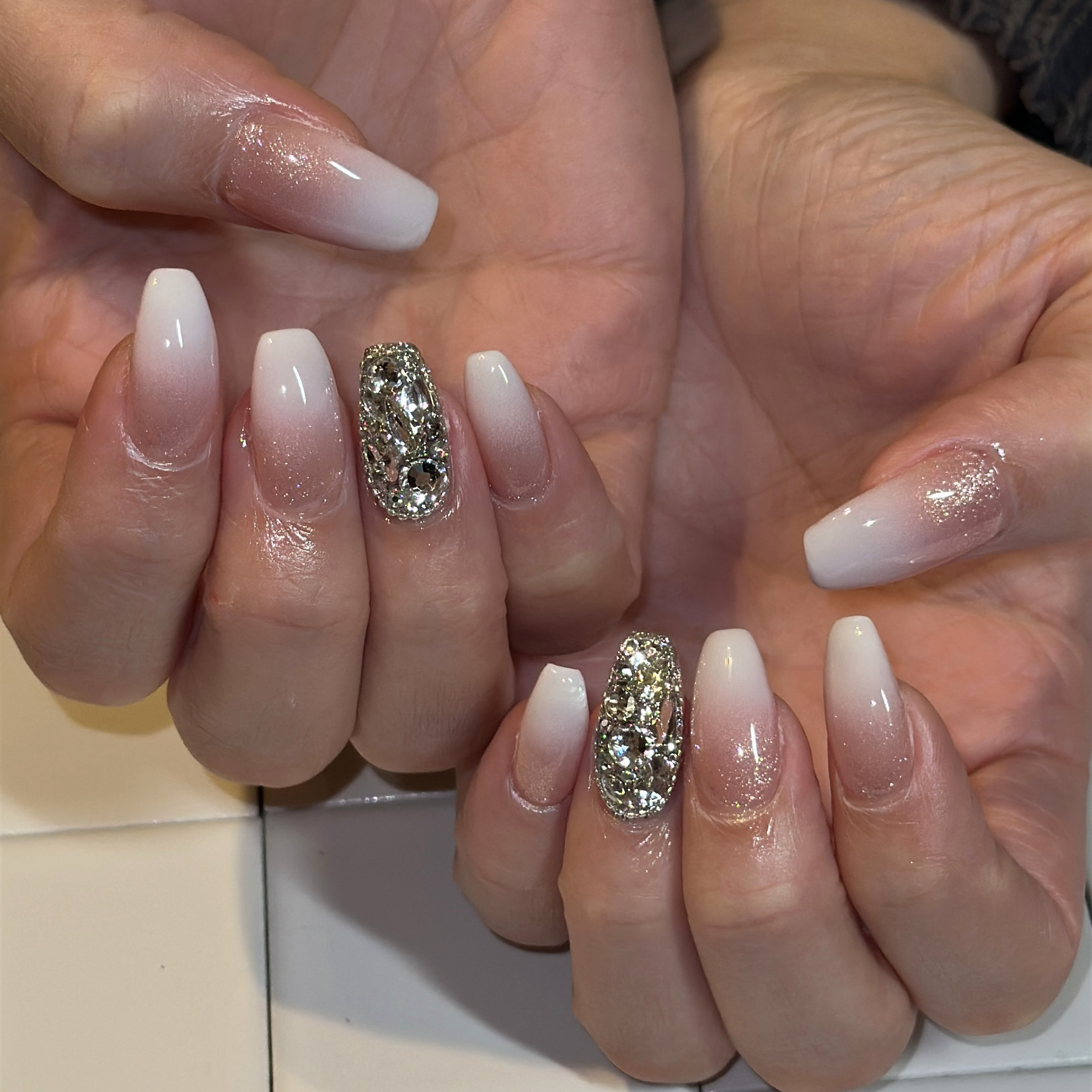 mozzie_nail