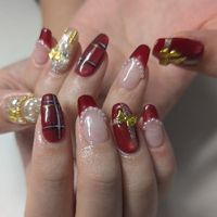 Nail_Lupinus