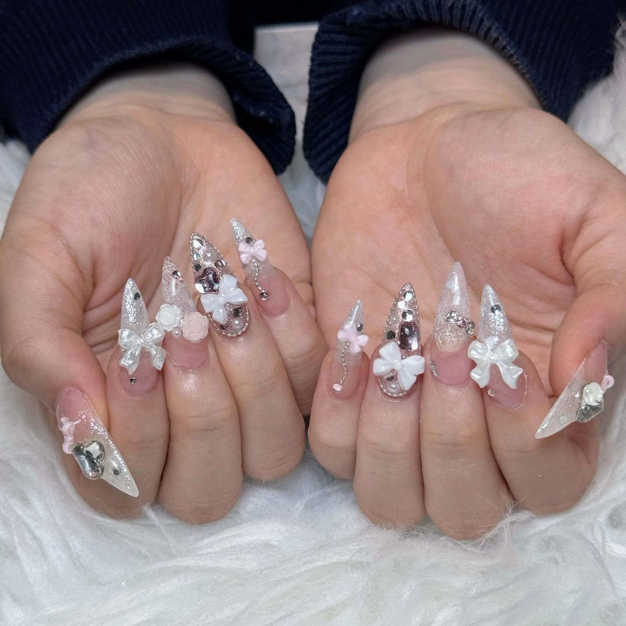elinails_emi
