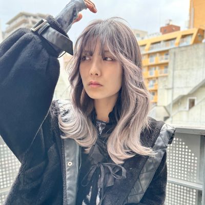 【1日1名様限定】ケアブリーチ+カラー+カット+21Stepケア¥23,800